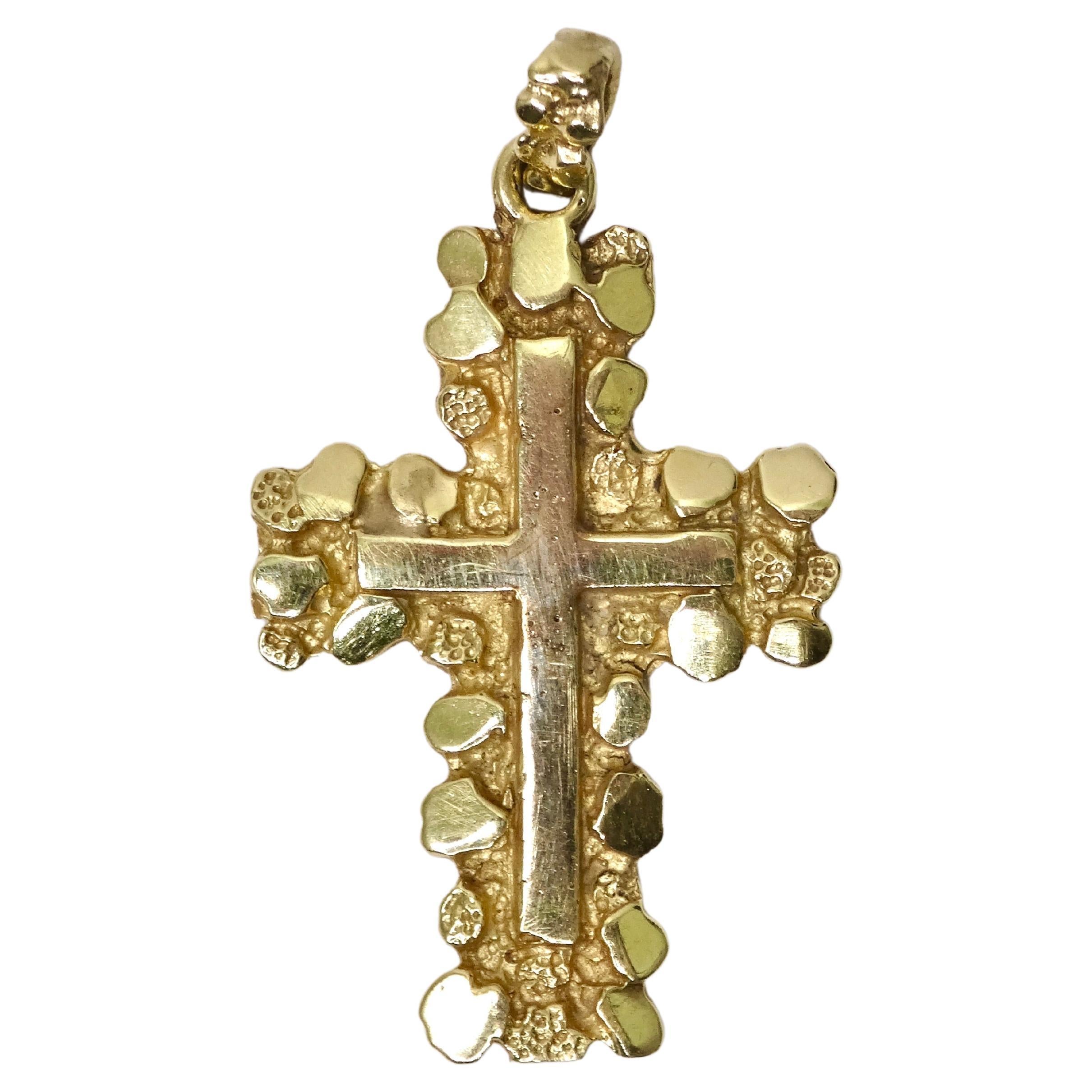 14k Gold Textured Cross Pendant For Sale