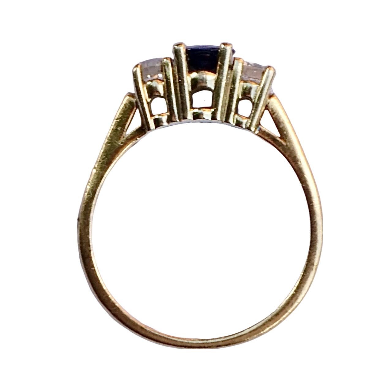 da uomo o donna Anello in oro 14K con tre pietre di diamante e zaffiro in vendita