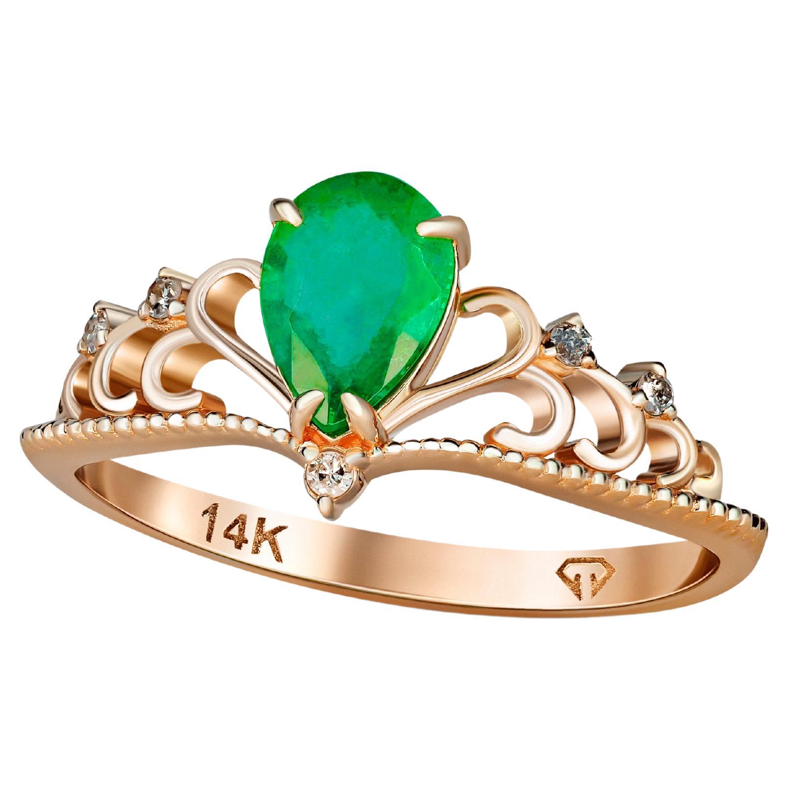 For Sale:  14k Gold Tiara Ring with Natural Emerald and Diamonds!