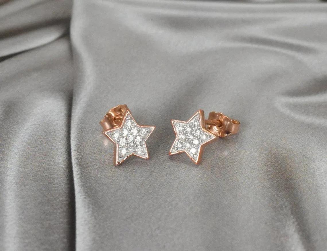 Modern 14k Gold Tiny Diamond Star Stud Earrings Cluster Diamond Earrings For Sale