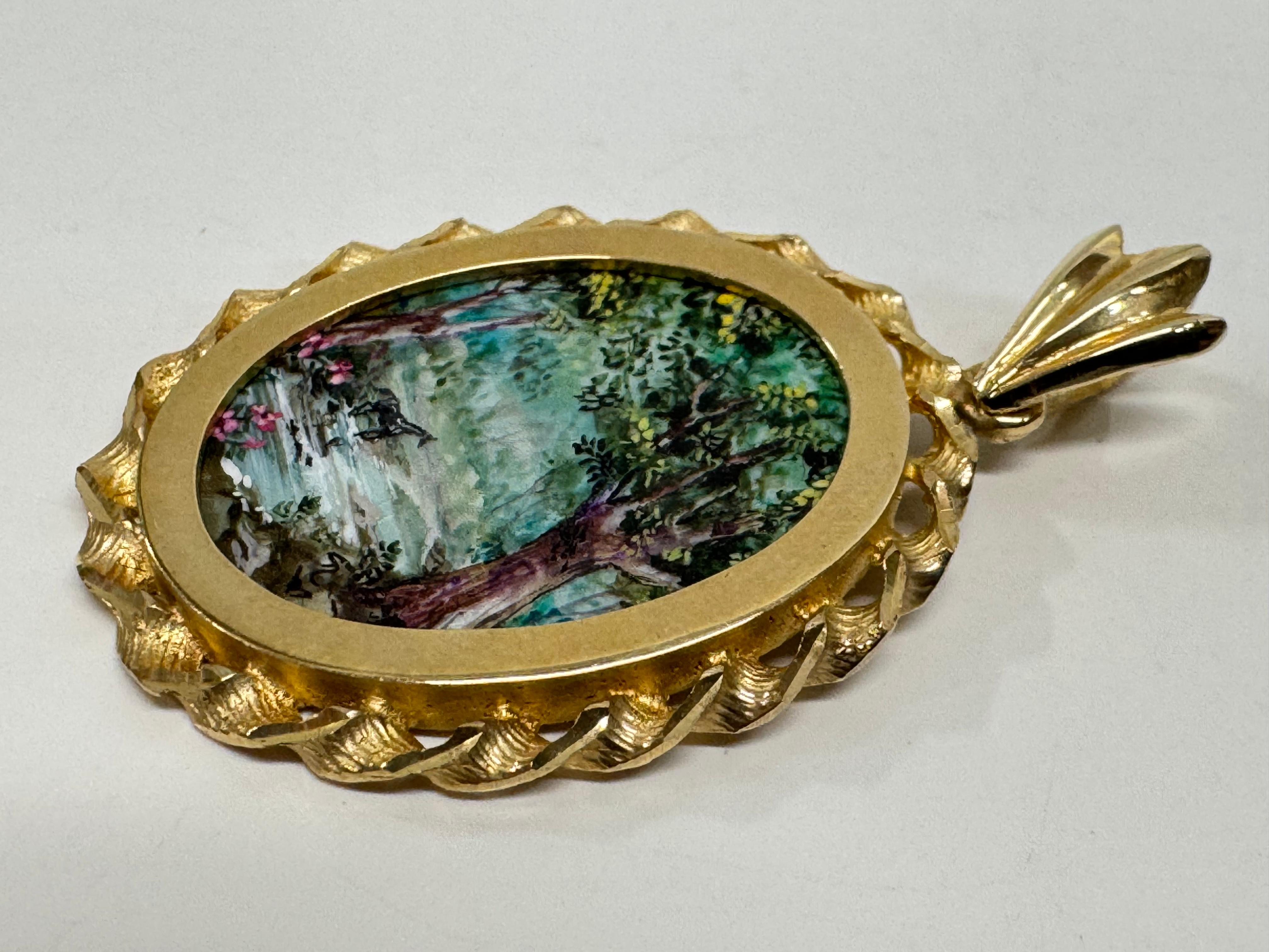 Pendentif MOP #802 chef-d'œuvre en or 14 carats 