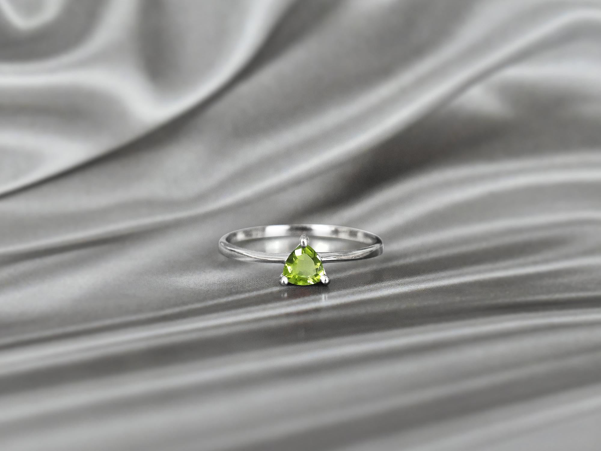 For Sale:  14k Gold Trillion Gemstone 6 mm Trillion Gemstone Engagement Ring Stackable Ring 9
