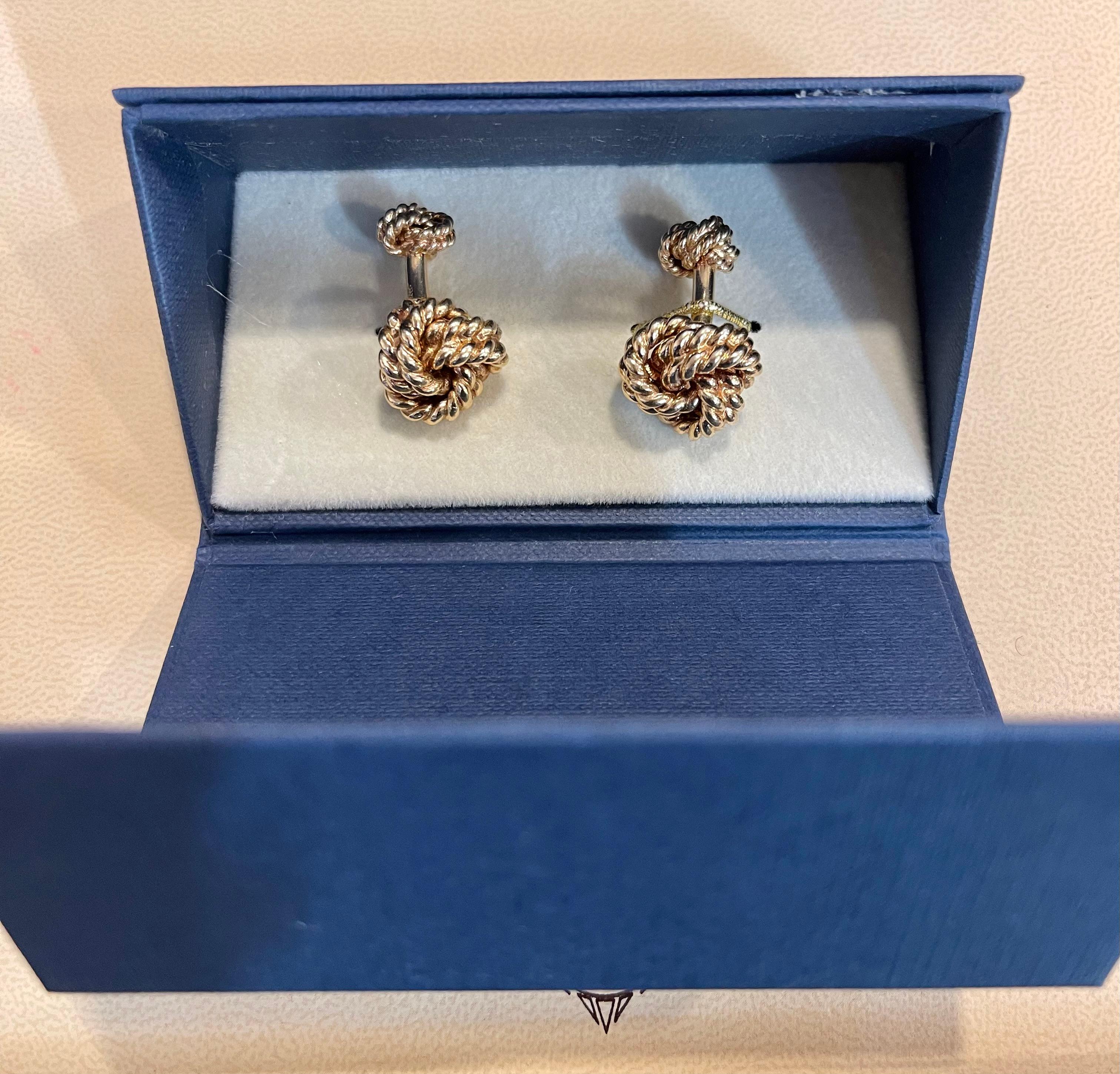 14k Gold Trinity Love Woven Knot Cuff Links in 14 Karat Yellow Gold 28 Gm, Men's In Excellent Condition For Sale In New York, NY