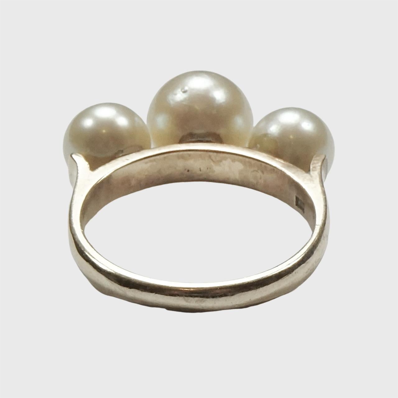 Women's or Men's 14K Gold Triple Cultured Pearl Dress Ring For Sale
