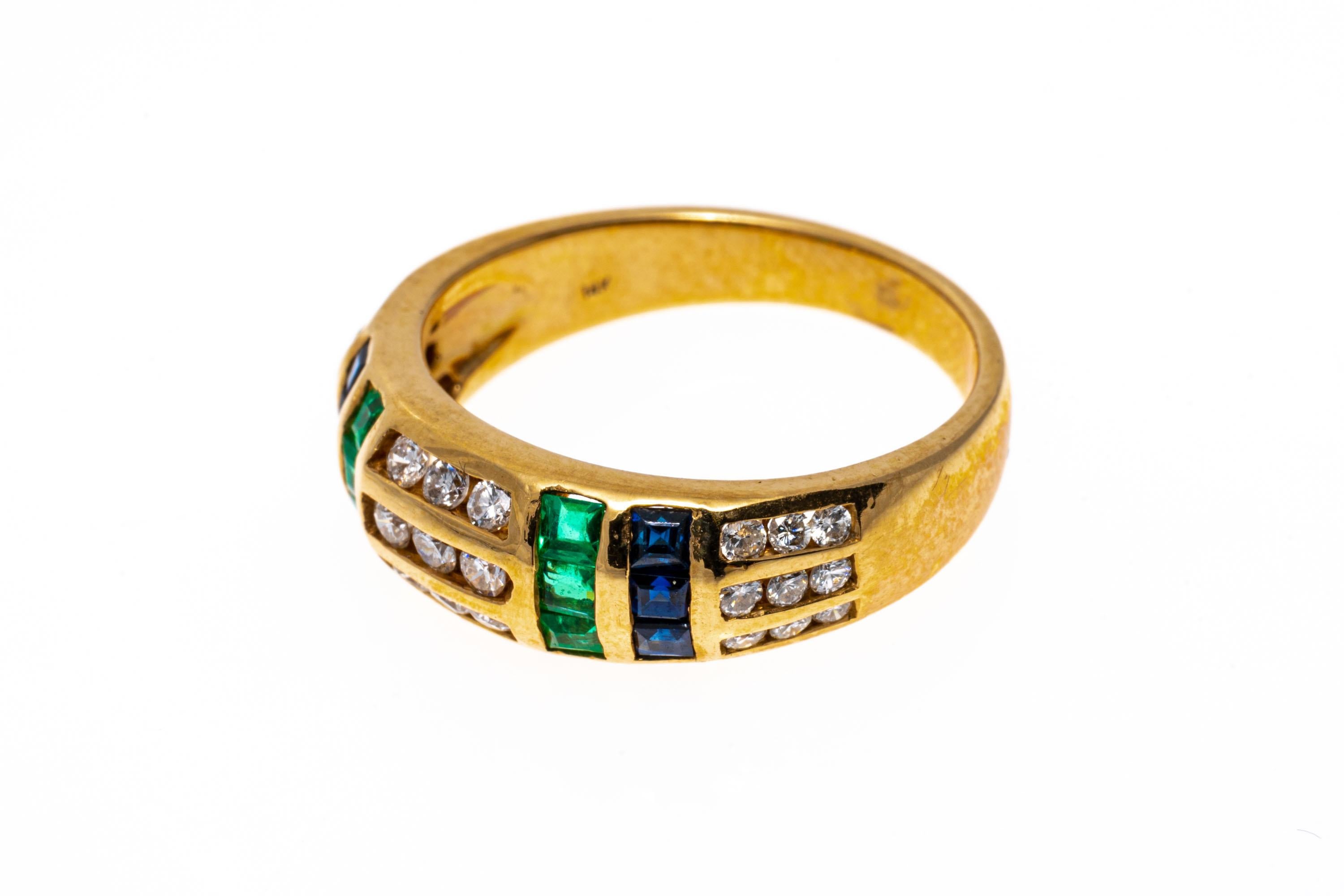 14k Gold Triple Row Diamond and Double Row Emerald and Sapphire Ring For Sale 1