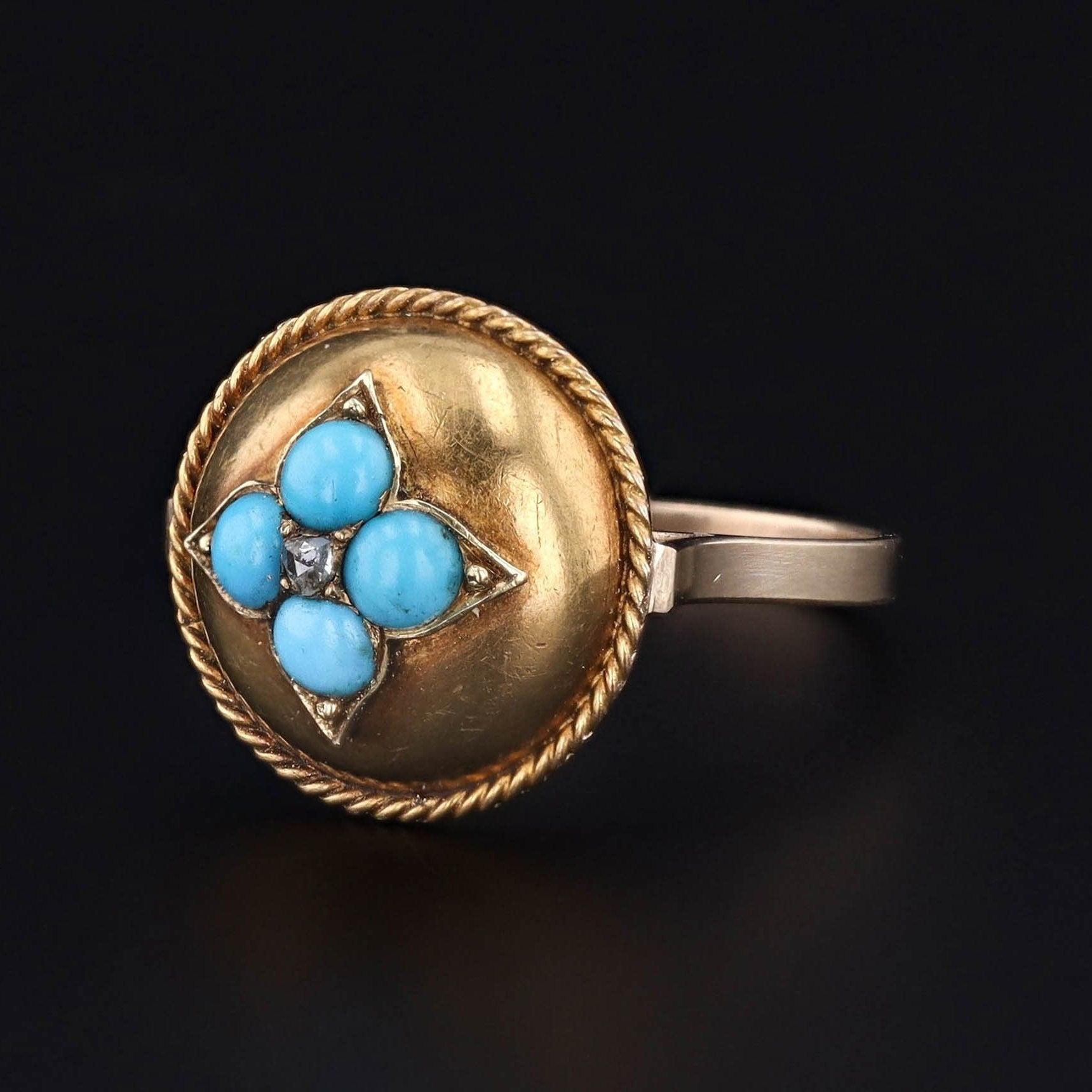 Cabochon Anello in oro 14k con turchese e diamanti creato da un bottone antico in vendita