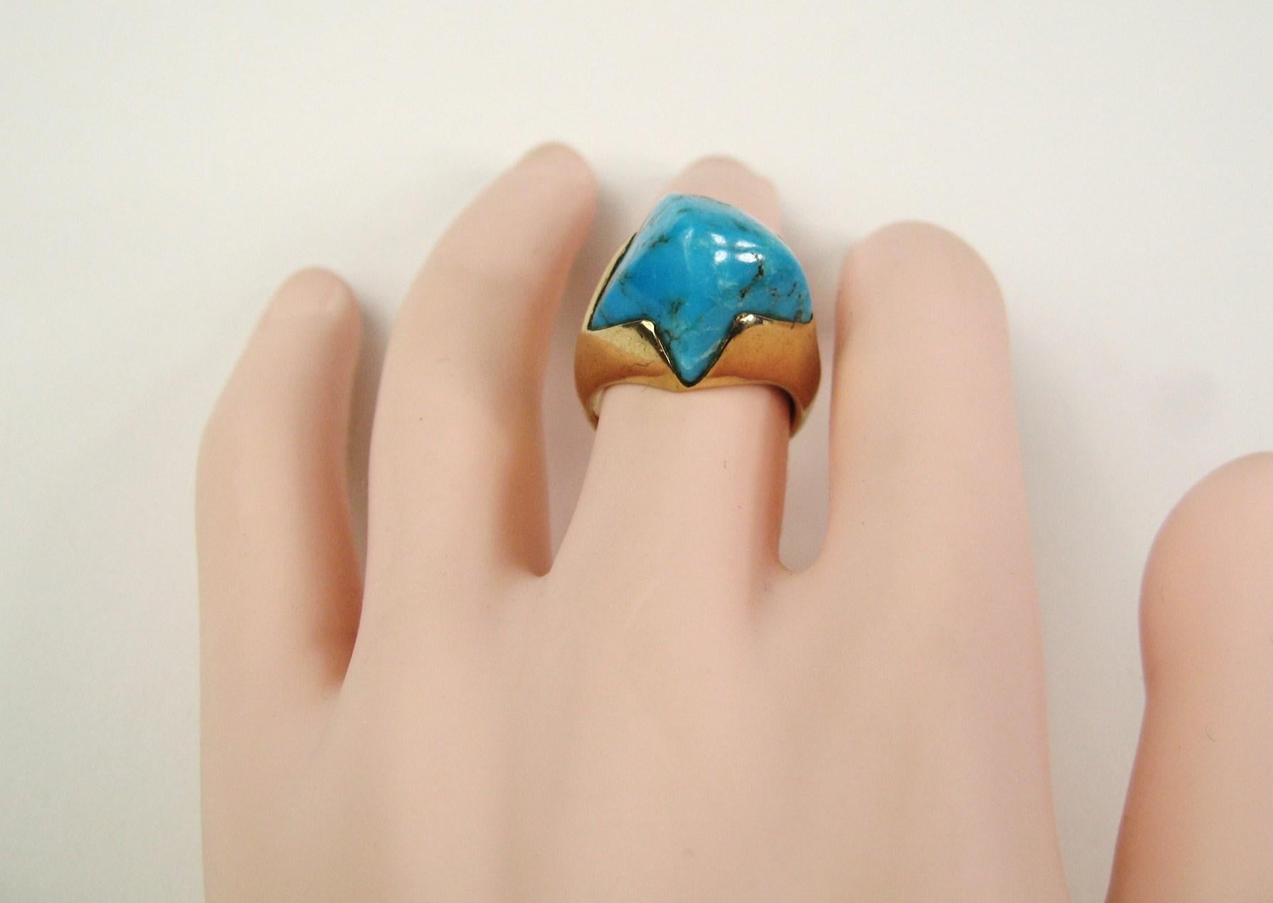 14k Gold Turquoise Nugget Ring Kingman  In Good Condition For Sale In Wallkill, NY