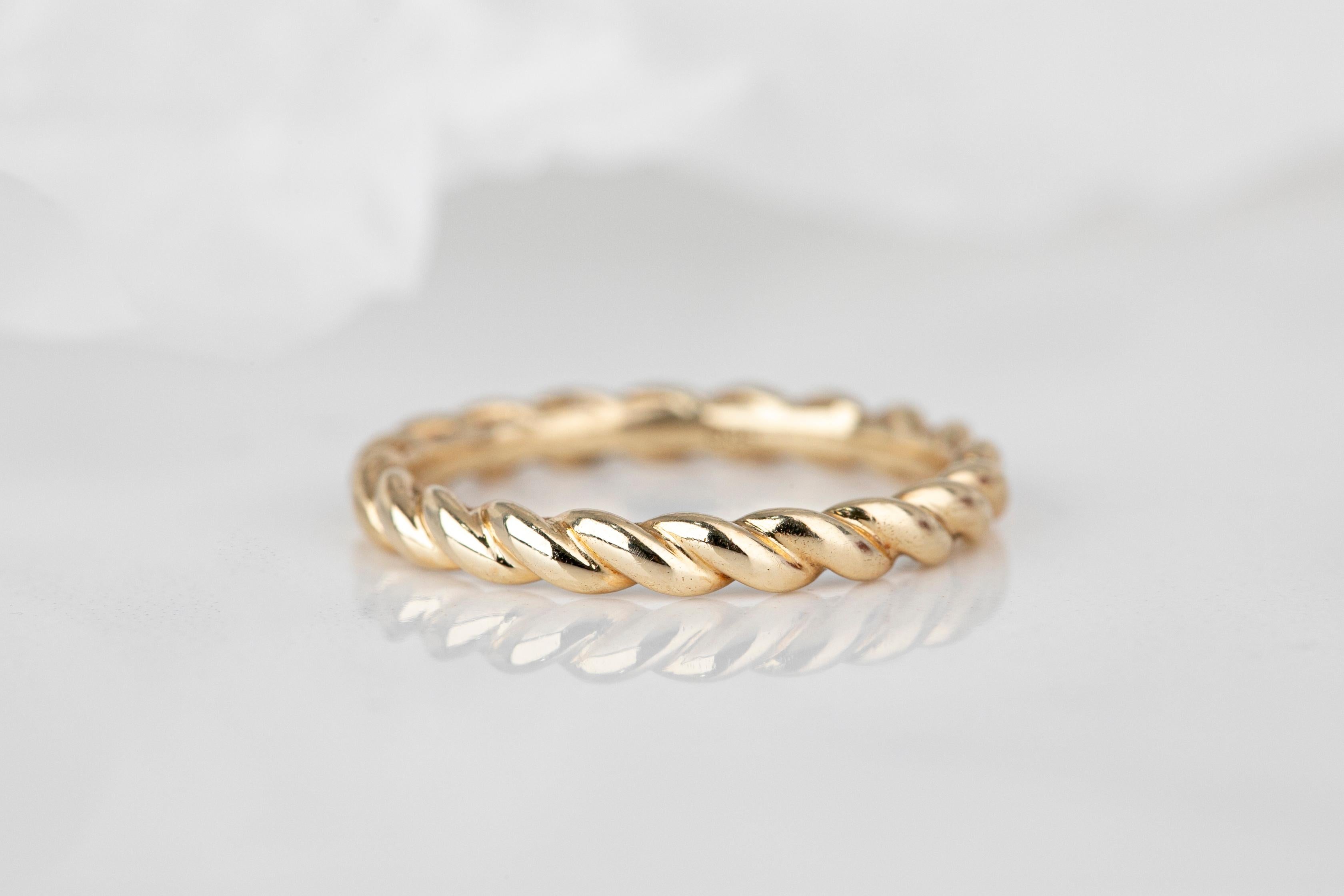 For Sale:  14K Gold Twisted Wedding Ring 4