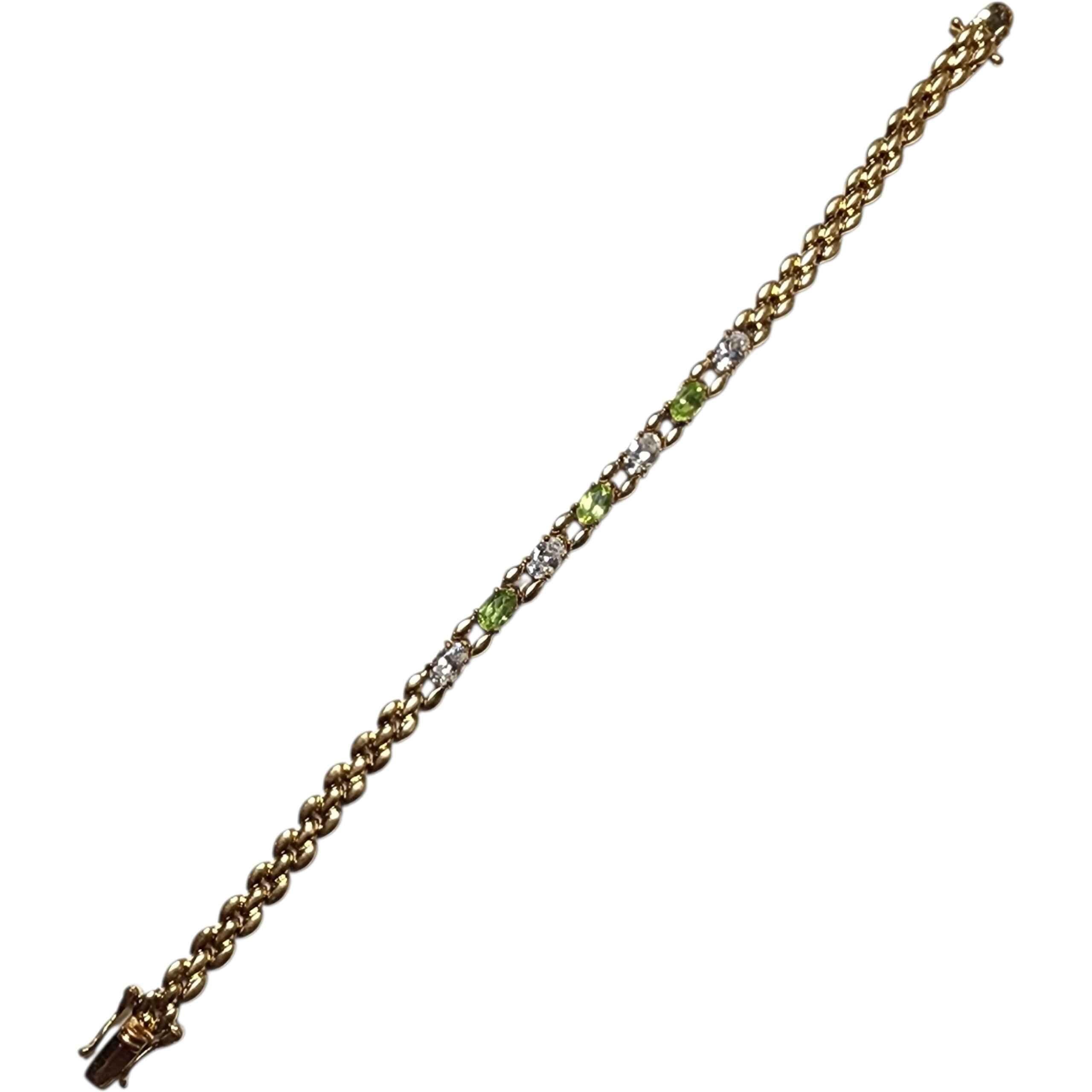 Taille ovale Bracelet de tennis en or 14K vermeil avec pierres ovales péridot et topaze blanche en vente