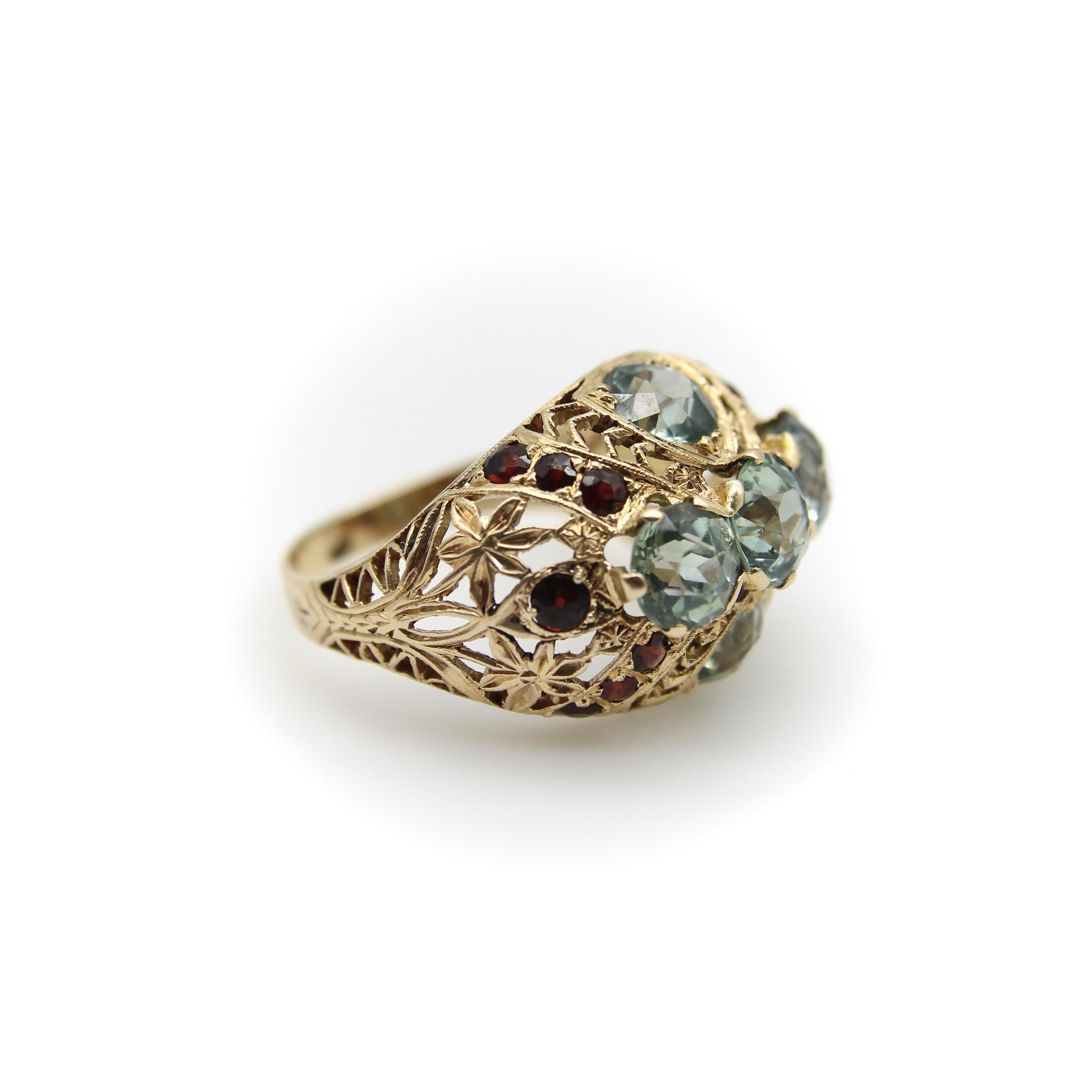Vittoriano Anello vittoriano in oro 14K con topazio blu e granato in vendita