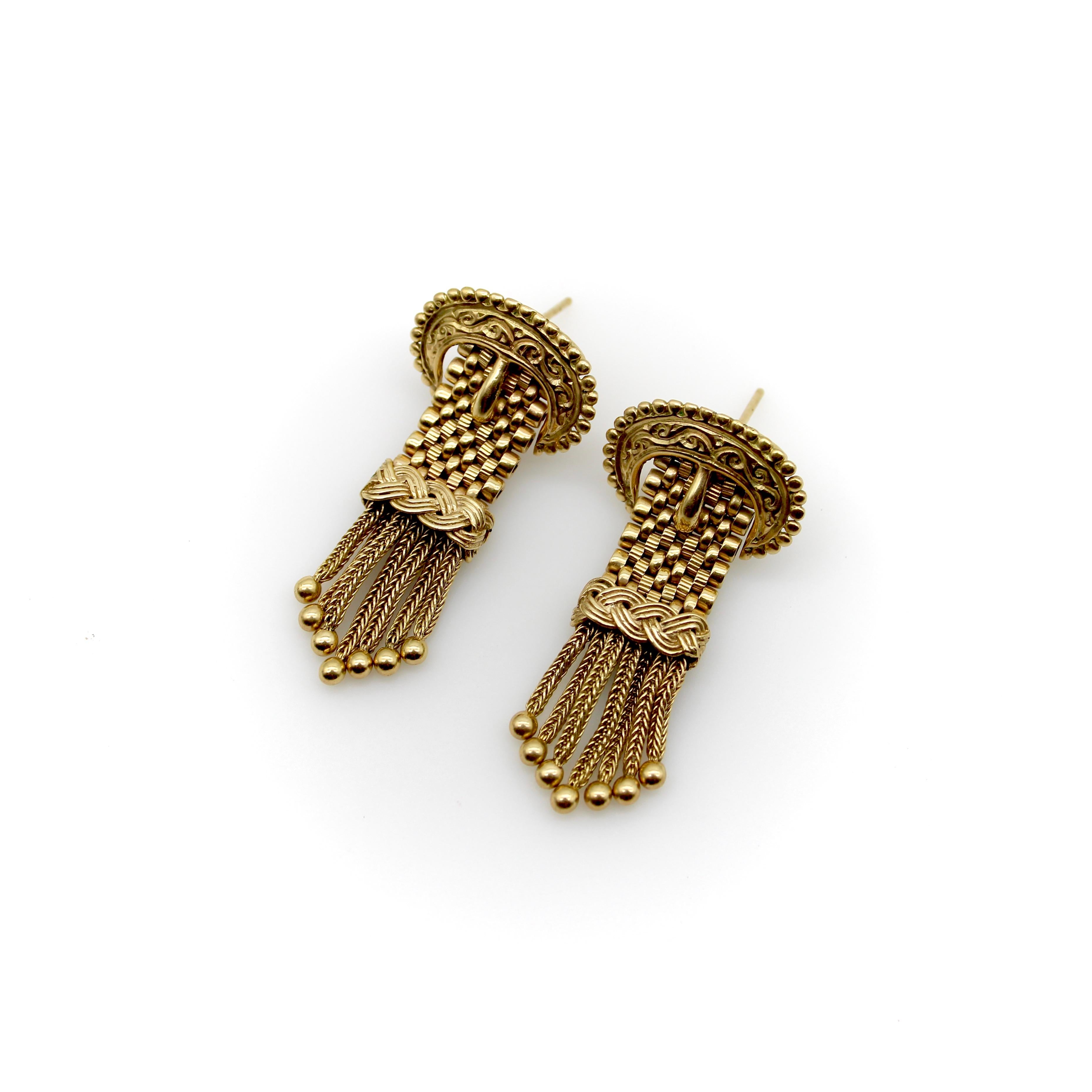14K Gold Victorian Buckle Earrings with Tassels In Good Condition For Sale In Venice, CA