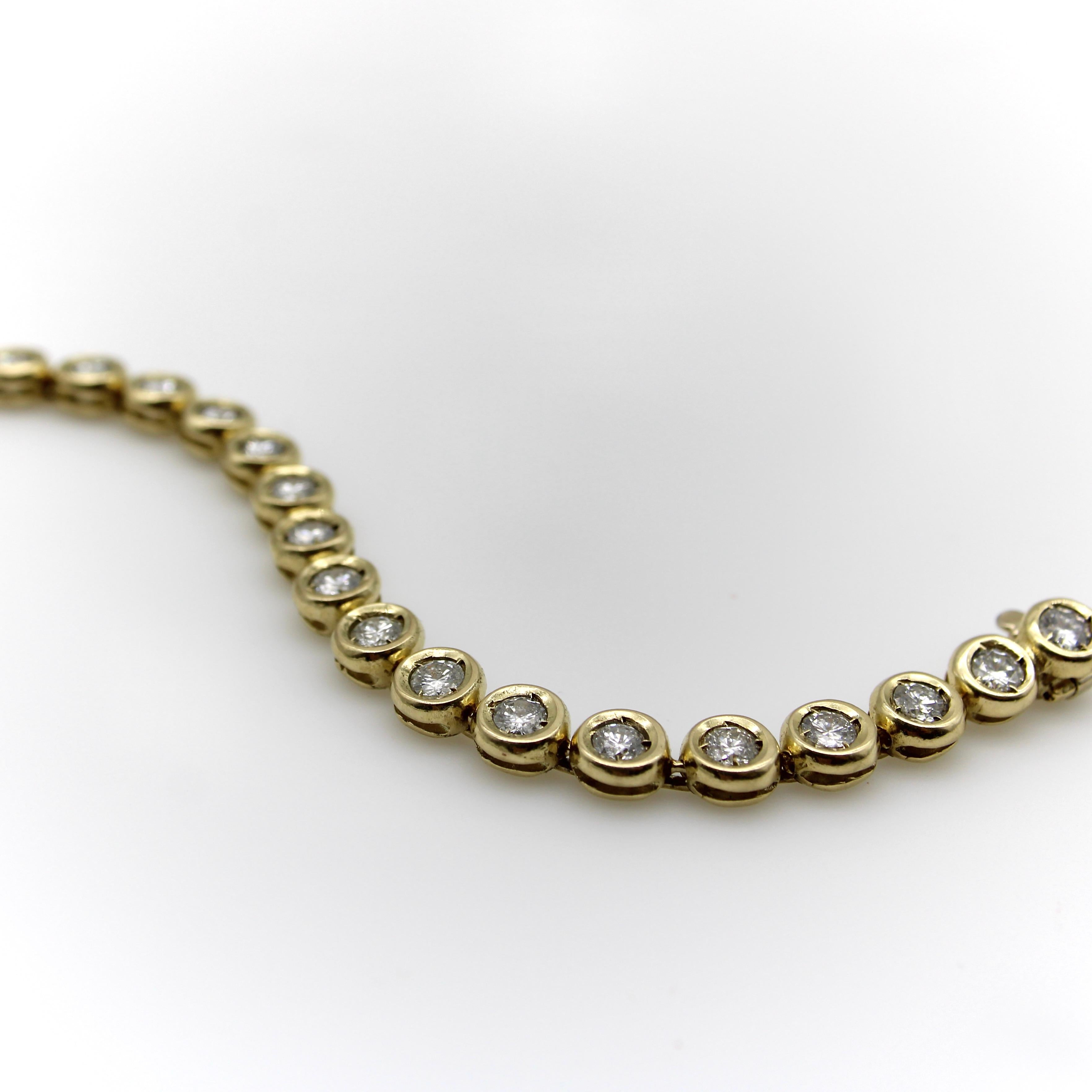 Women's or Men's 14K Gold Vintage Diamond Bracelet with 3.5 Carats of Diamonds For Sale