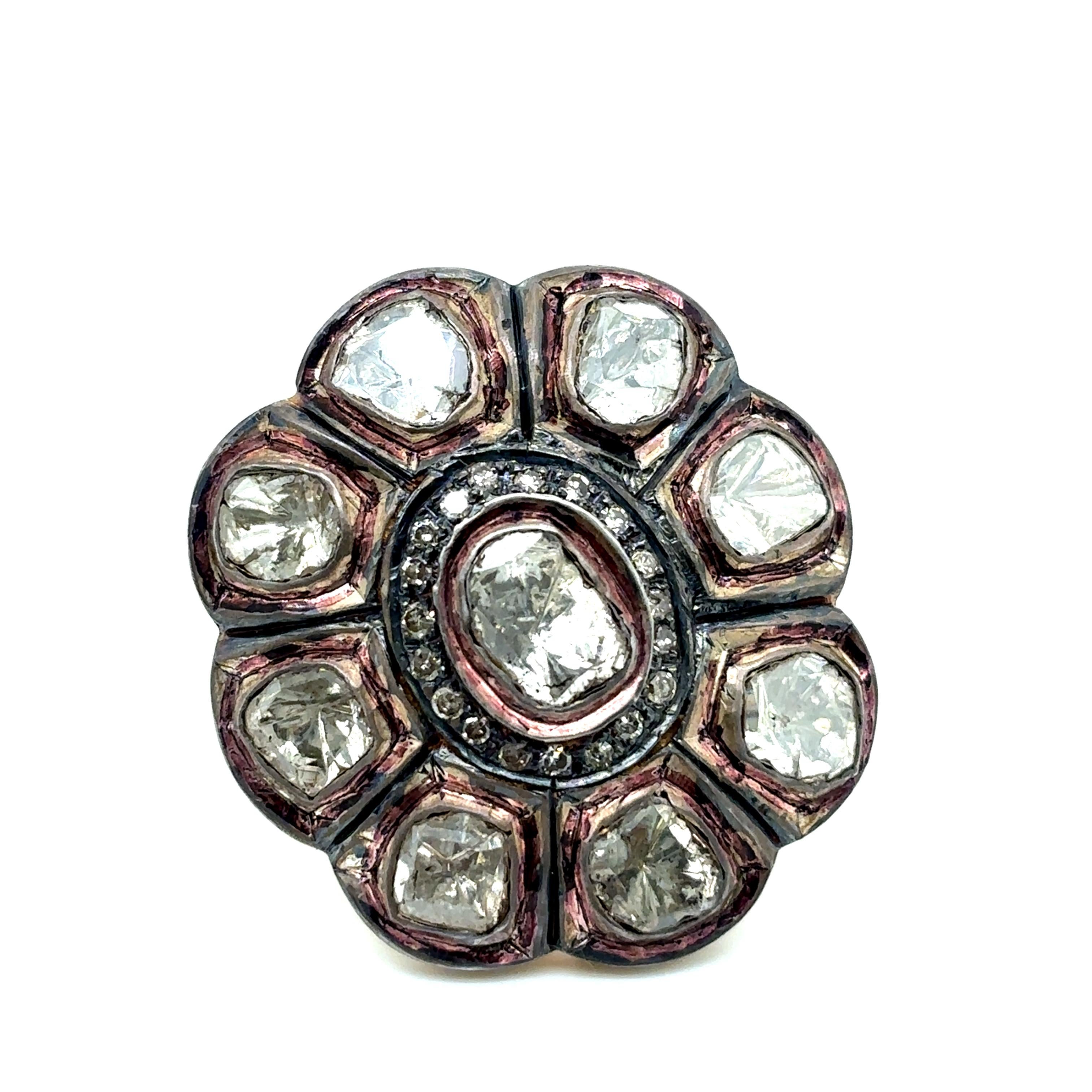 En venta: Anillo de compromiso de diamantes en oro de 14k inspirado en la época  3