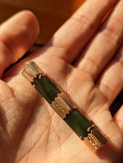 14k Gold Vintage New Zealand Green Jade Bar Brooch Pin Engraved Handmade