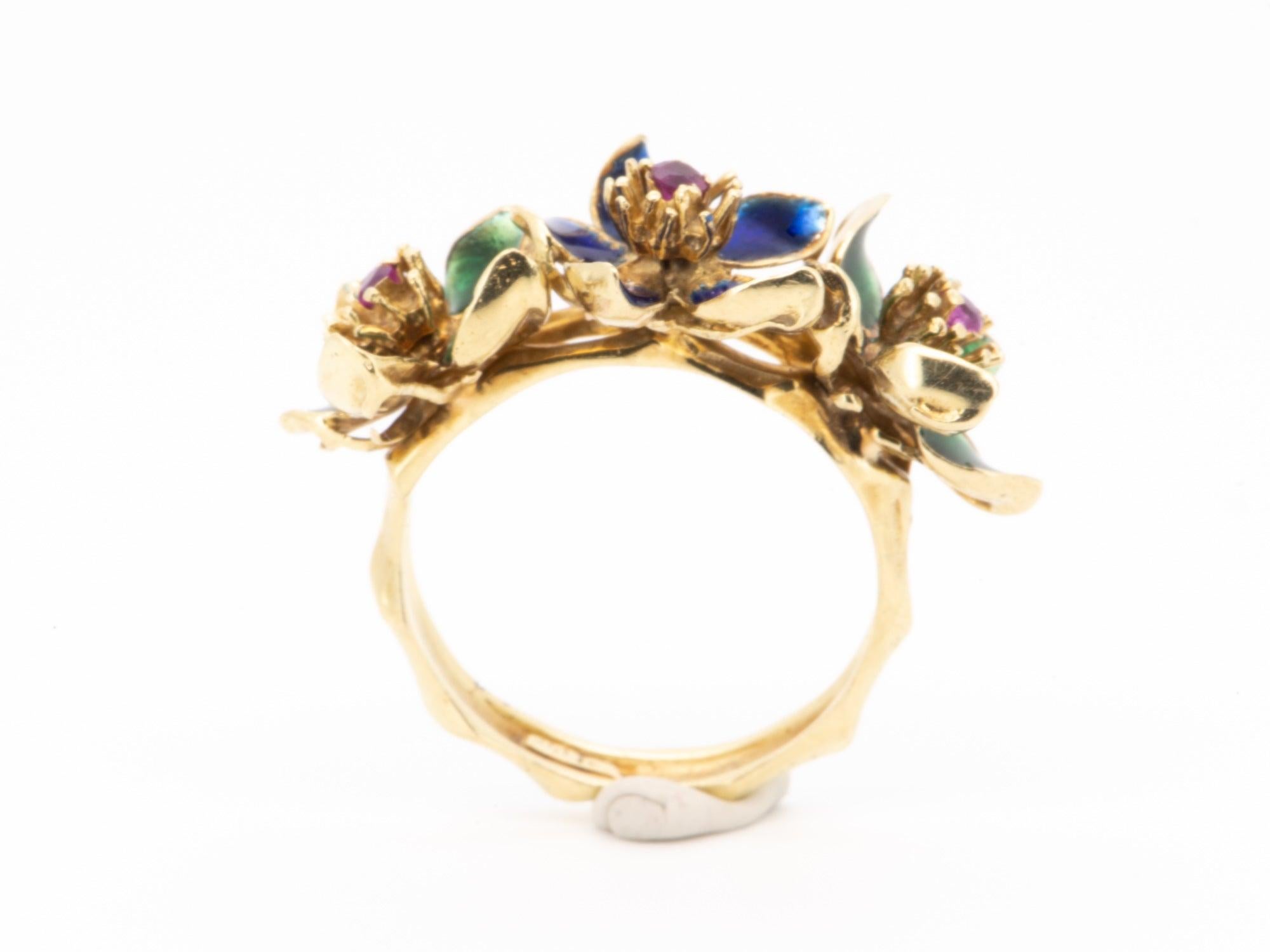 14K Gold Vintage Ring with Blue Green Enamel Flowers with Ruby Center R6734 In Good Condition For Sale In Osprey, FL