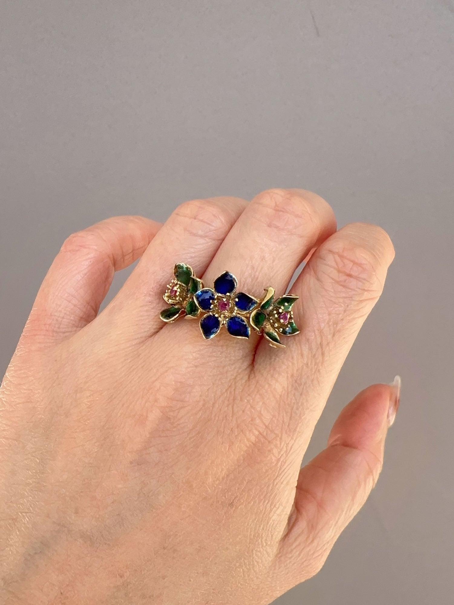 14K Gold Vintage Ring with Blue Green Enamel Flowers with Ruby Center R6734 For Sale 1