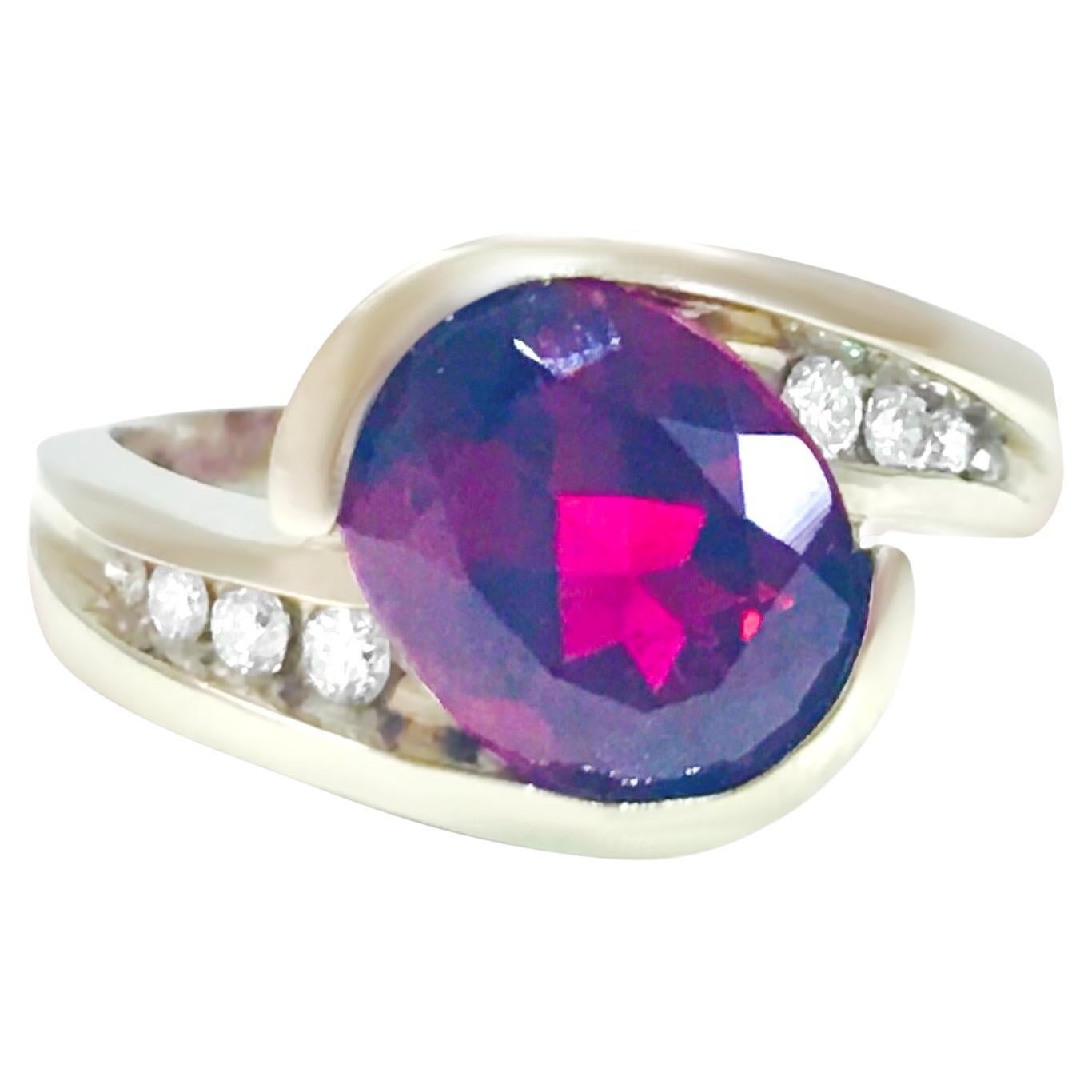 14k Gold Vintage Rubelite & Diamond Womens Ring For Sale