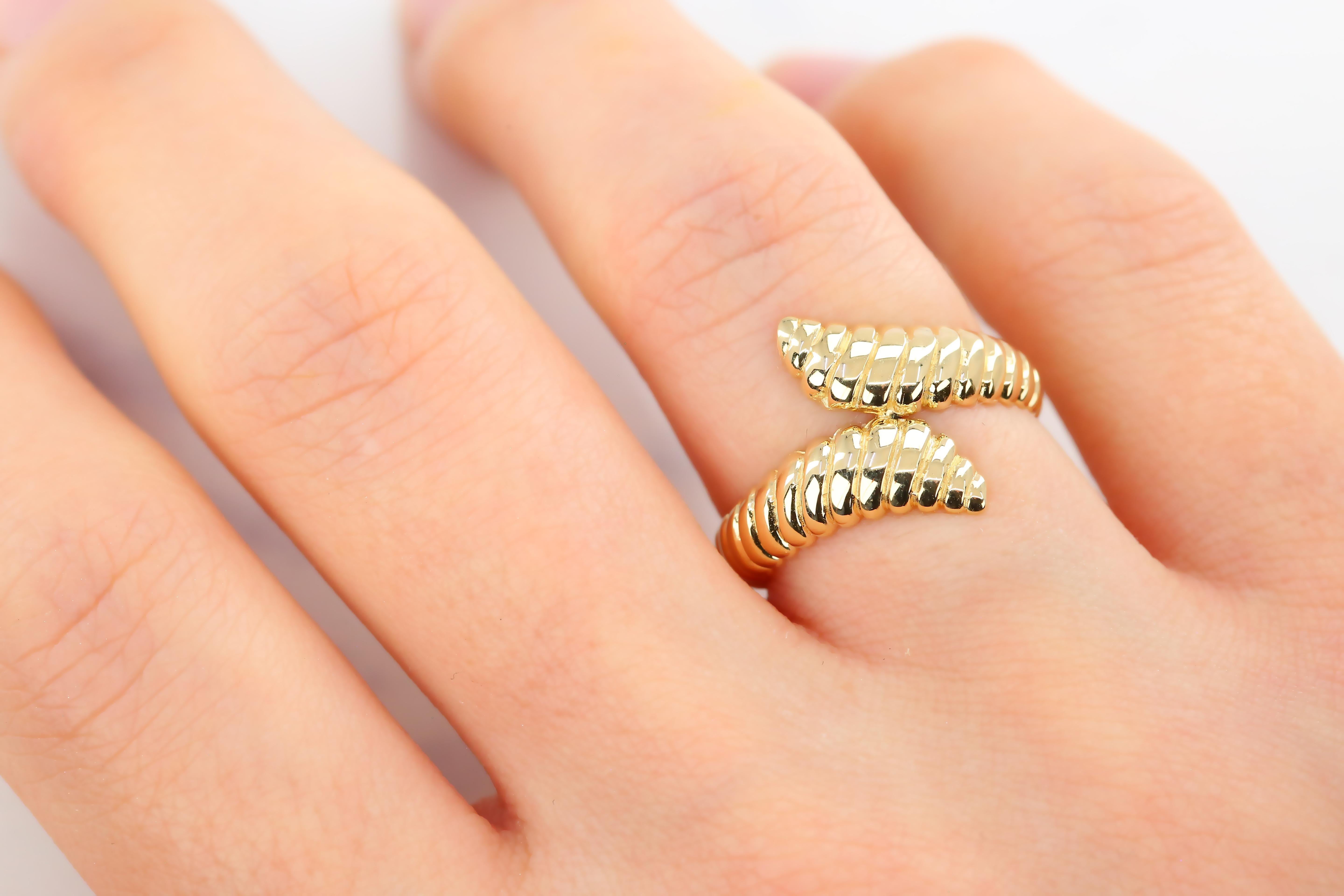 For Sale:  14K Gold Wavy Dome Ring, 14K Gold Croissant Ring, Wavy Croissant Ring 10