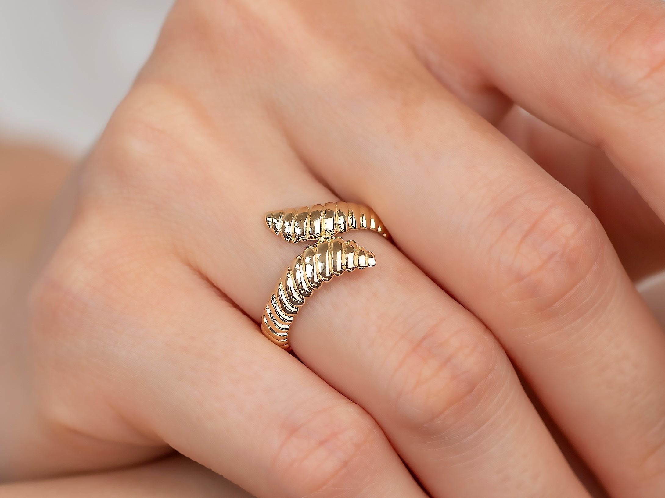 For Sale:  14K Gold Wavy Dome Ring, 14K Gold Croissant Ring, Wavy Croissant Ring 2