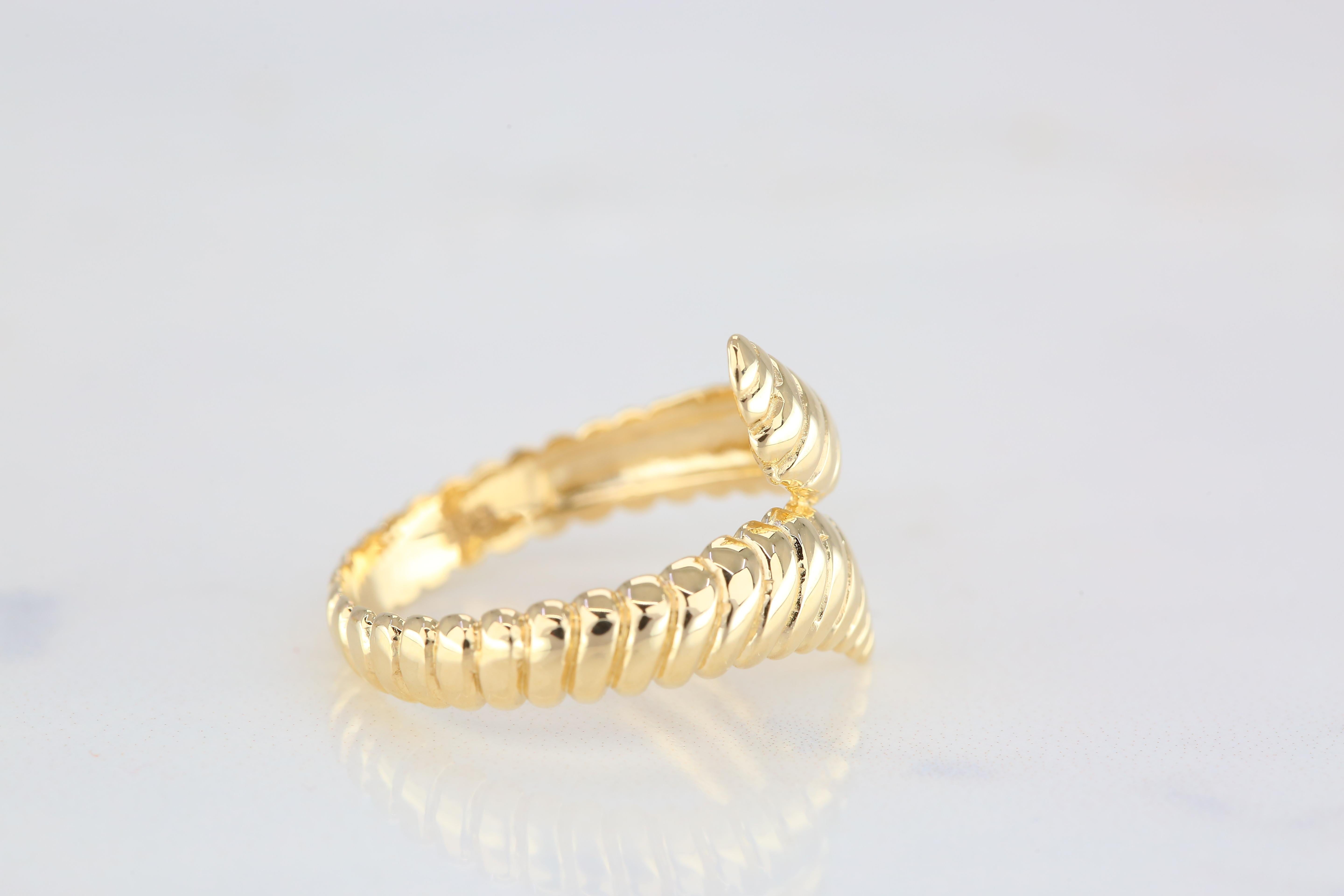 For Sale:  14K Gold Wavy Dome Ring, 14K Gold Croissant Ring, Wavy Croissant Ring 7