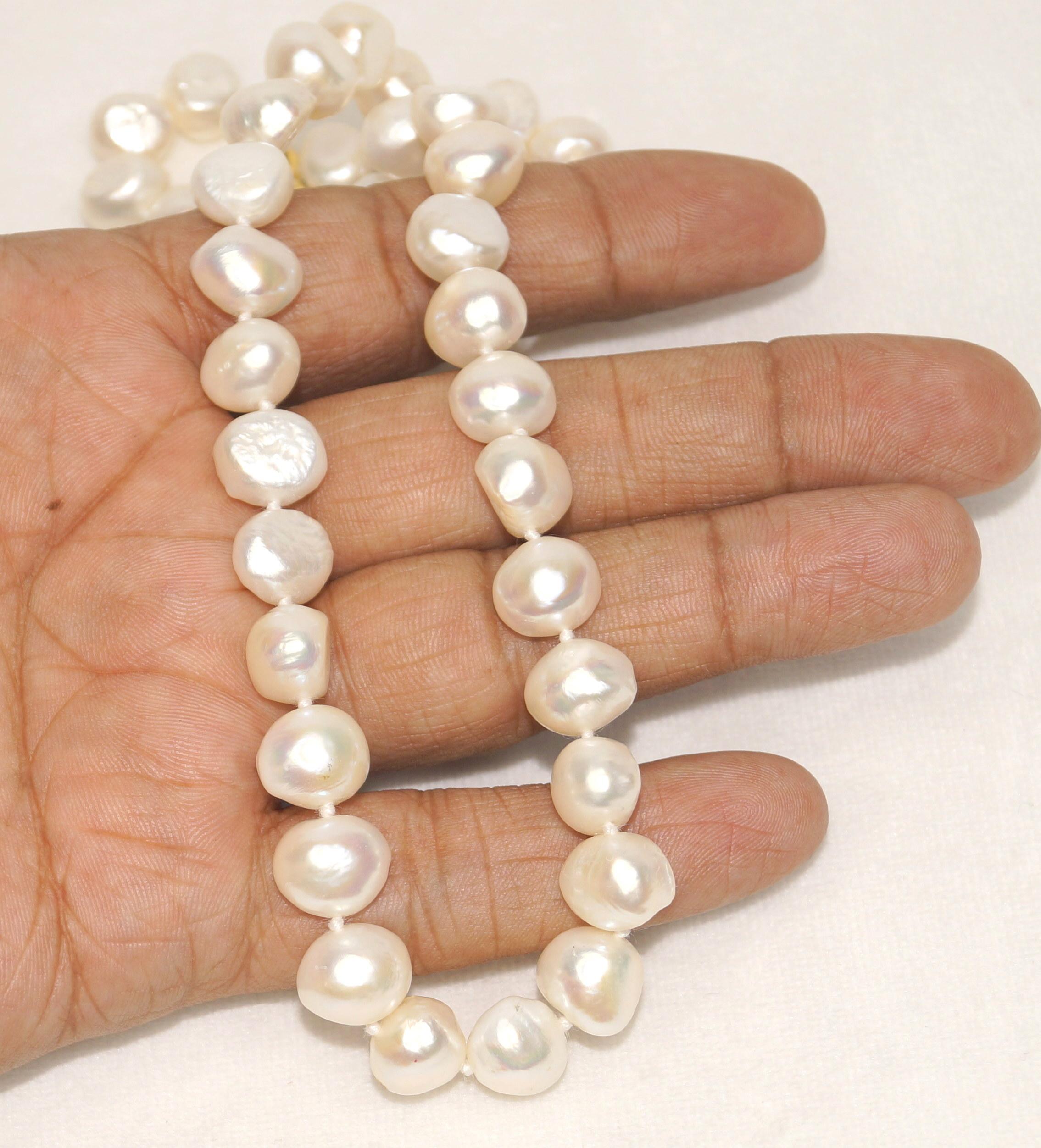14k Gold White Pearl 18
