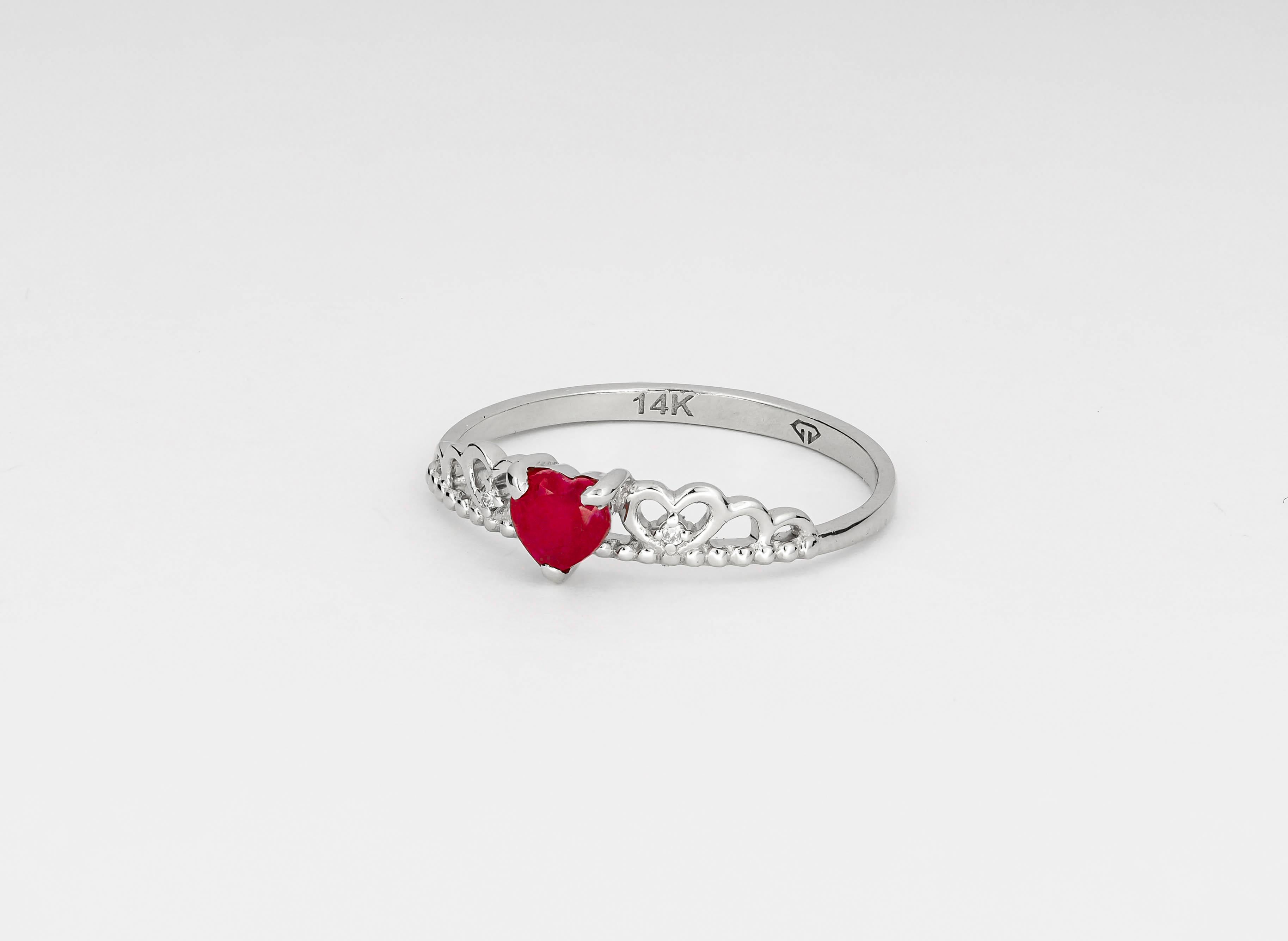 For Sale:  Heart Ruby ring in 14 karat gold, Tiara Ring.  4