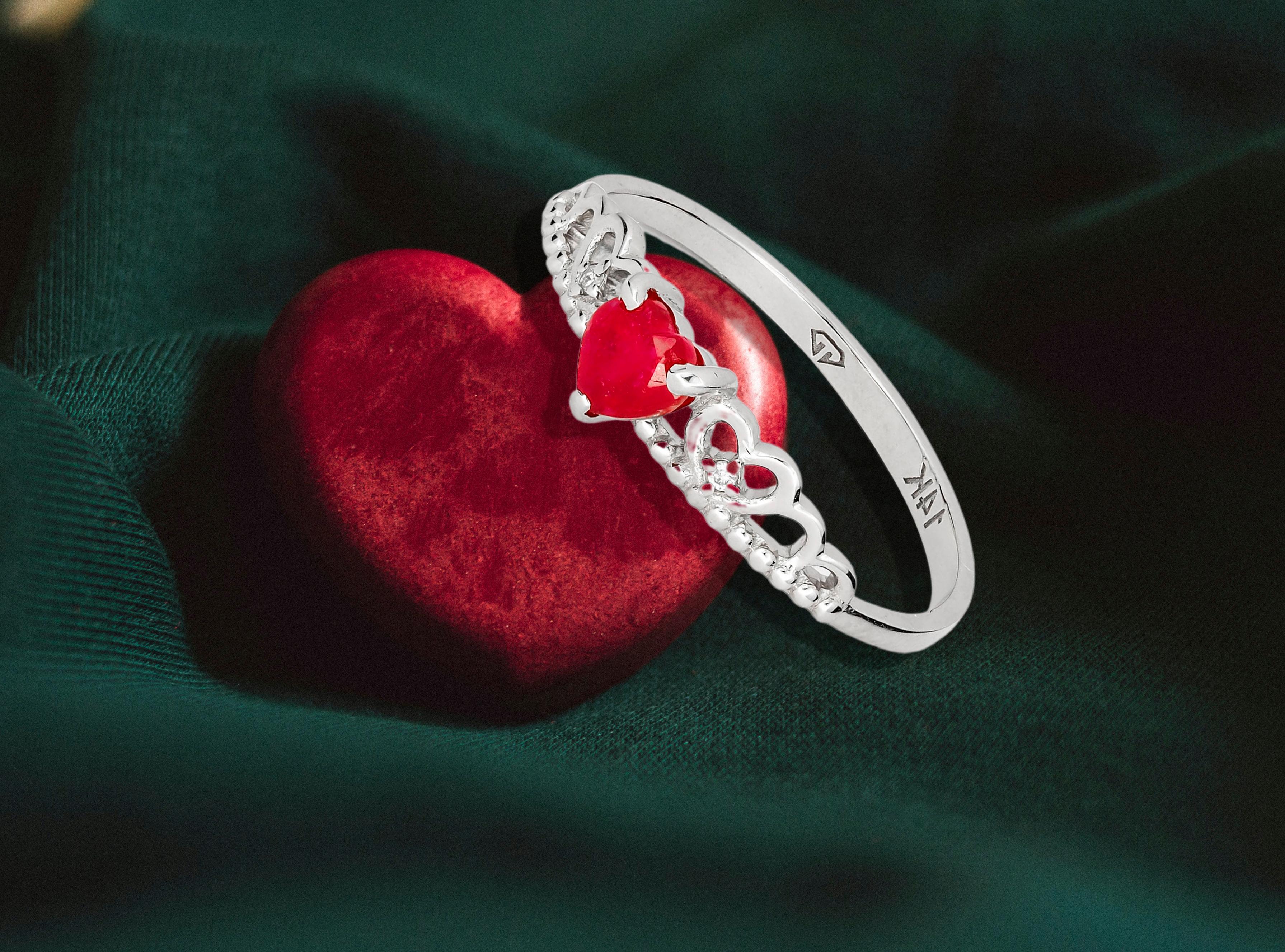 For Sale:  Heart Ruby ring in 14 karat gold, Tiara Ring.  8