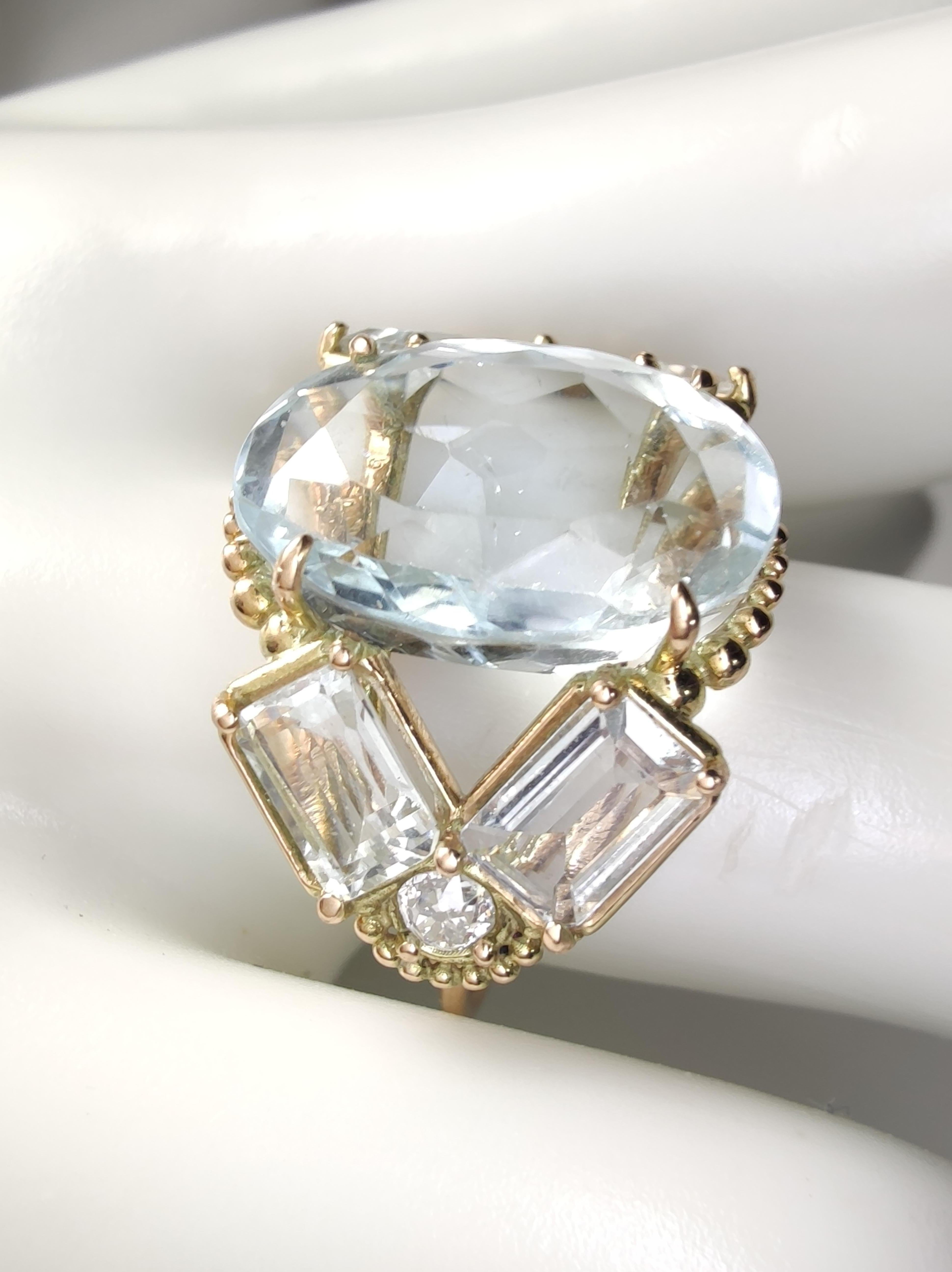 Contemporary 14K Gold Women's Ring - Certified Topaz Aquamarine Diamond, Ideal Gift
