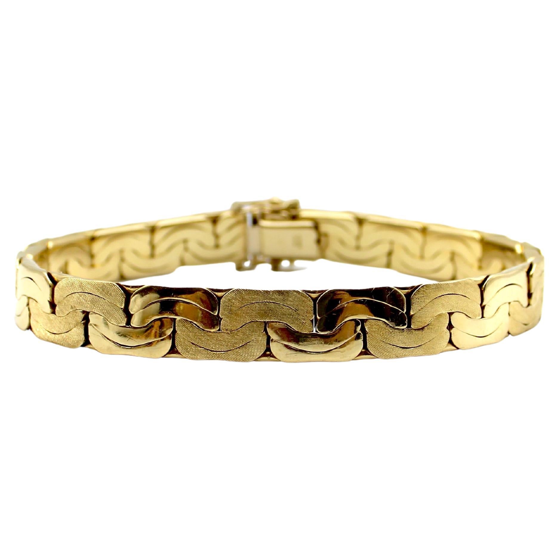 14k Gold Woven Flattened Link Vintage Bracelet For Sale