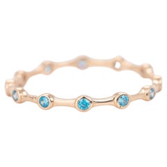 14K Gold Zirkon Tiny Bambus Ring, Gold Bambusform Eternity Blauer Zirkon Ring