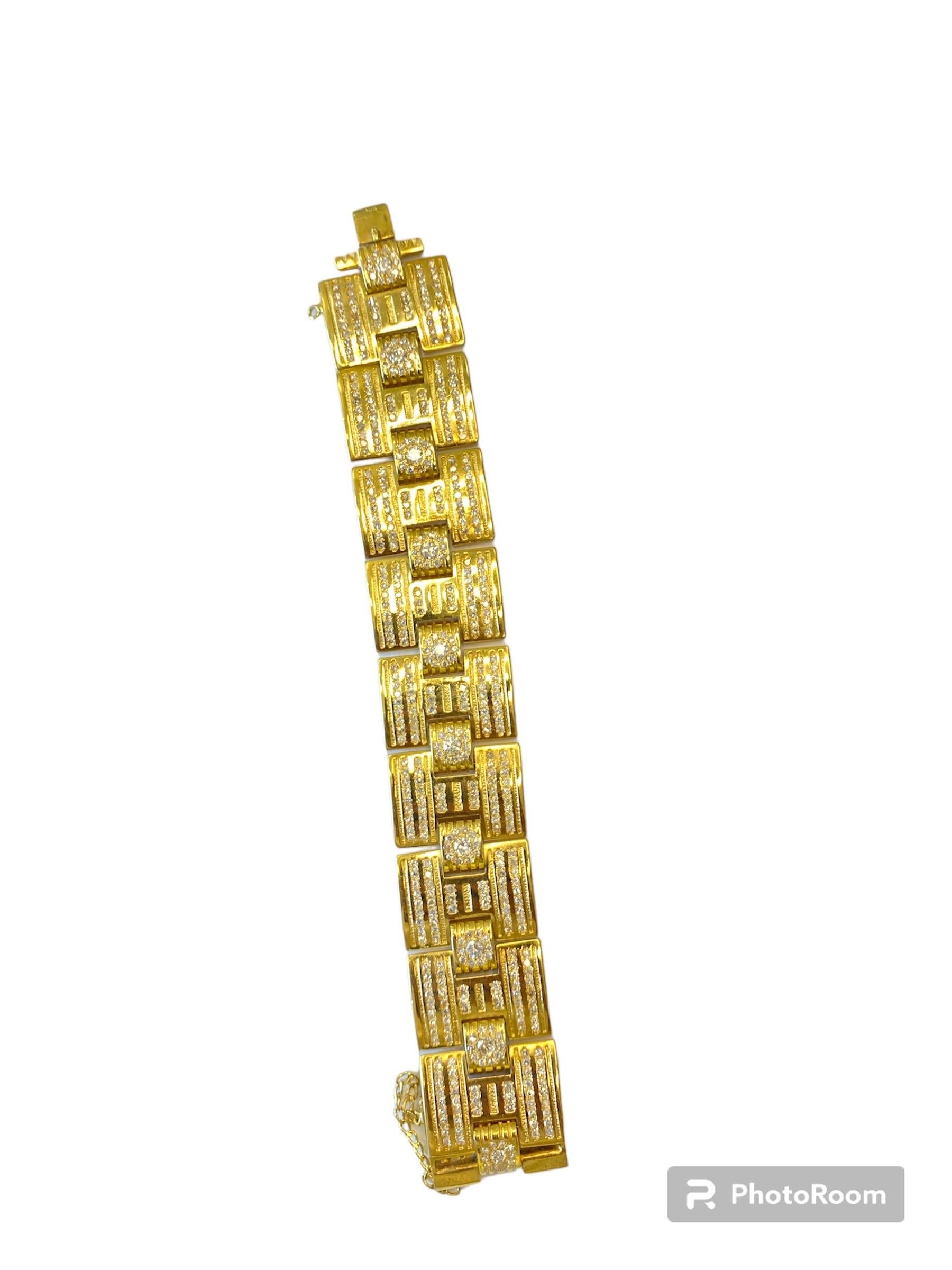 14K Golden Bracelet With Diamonds For Sale 2