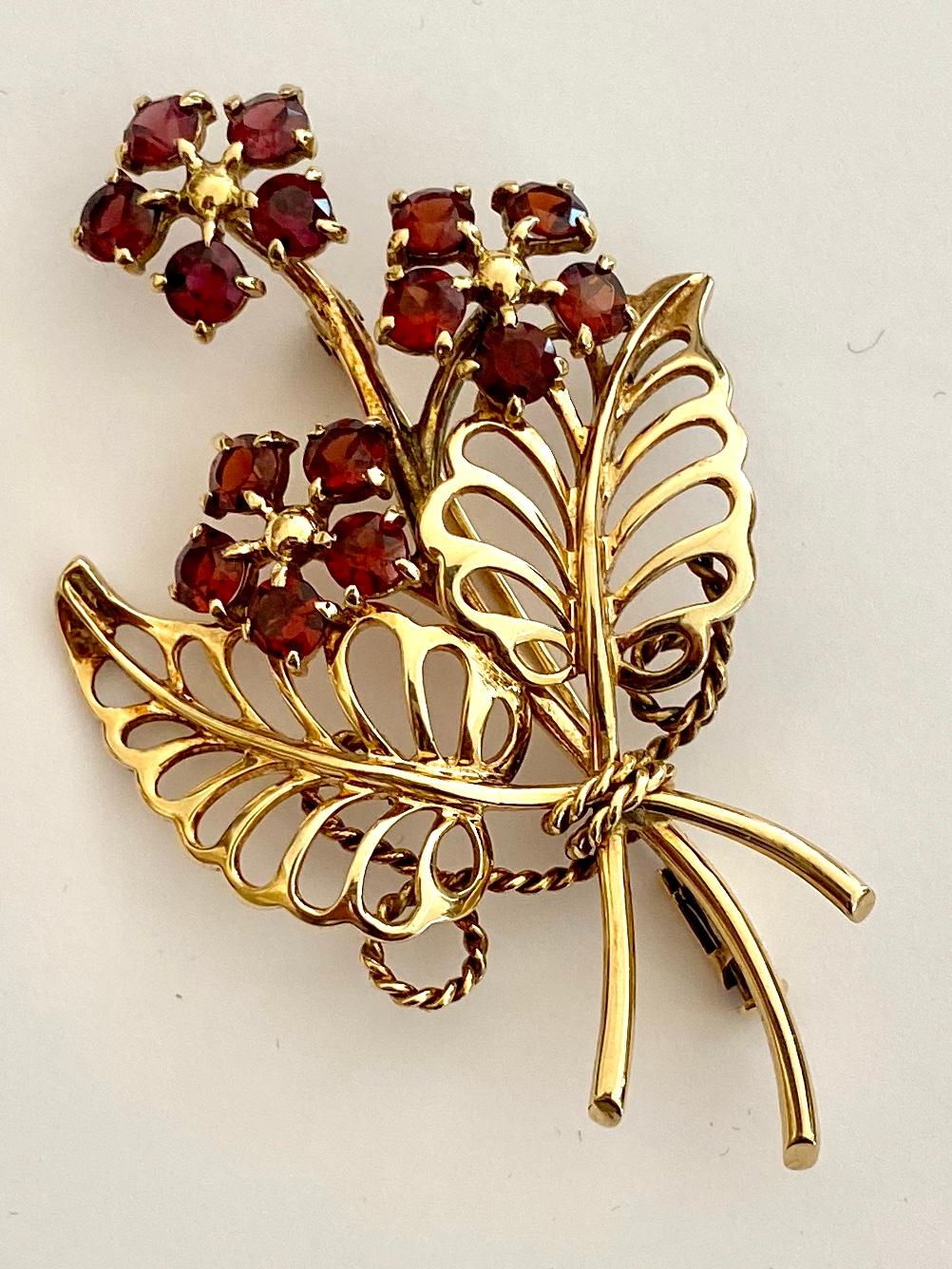 Modern 14 Karat Golden Flower Brooch Set with Natural Garnet, Holland, 1950