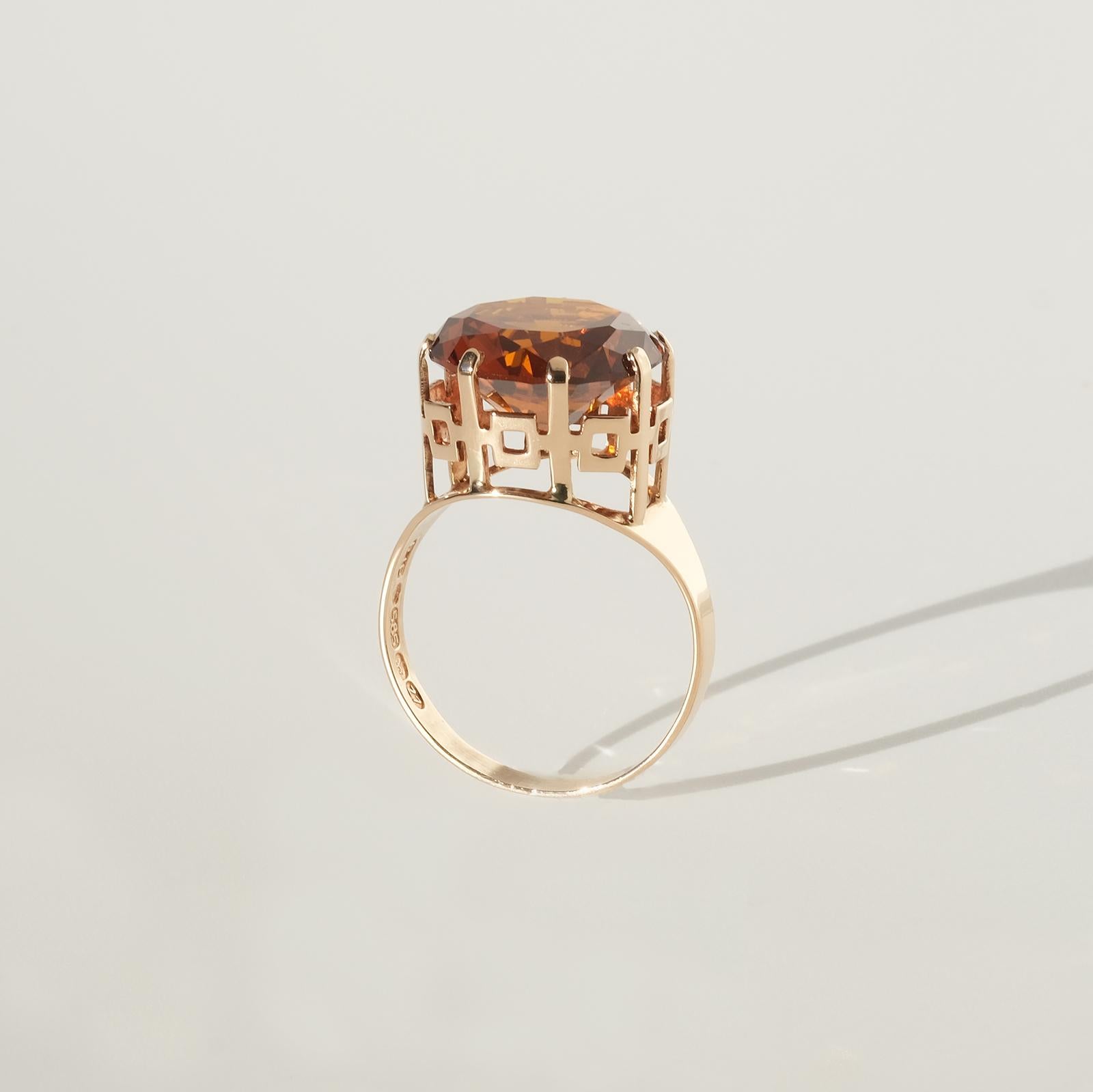 Anillo de oro de 14 quilates fabricado en 1977 en venta 14