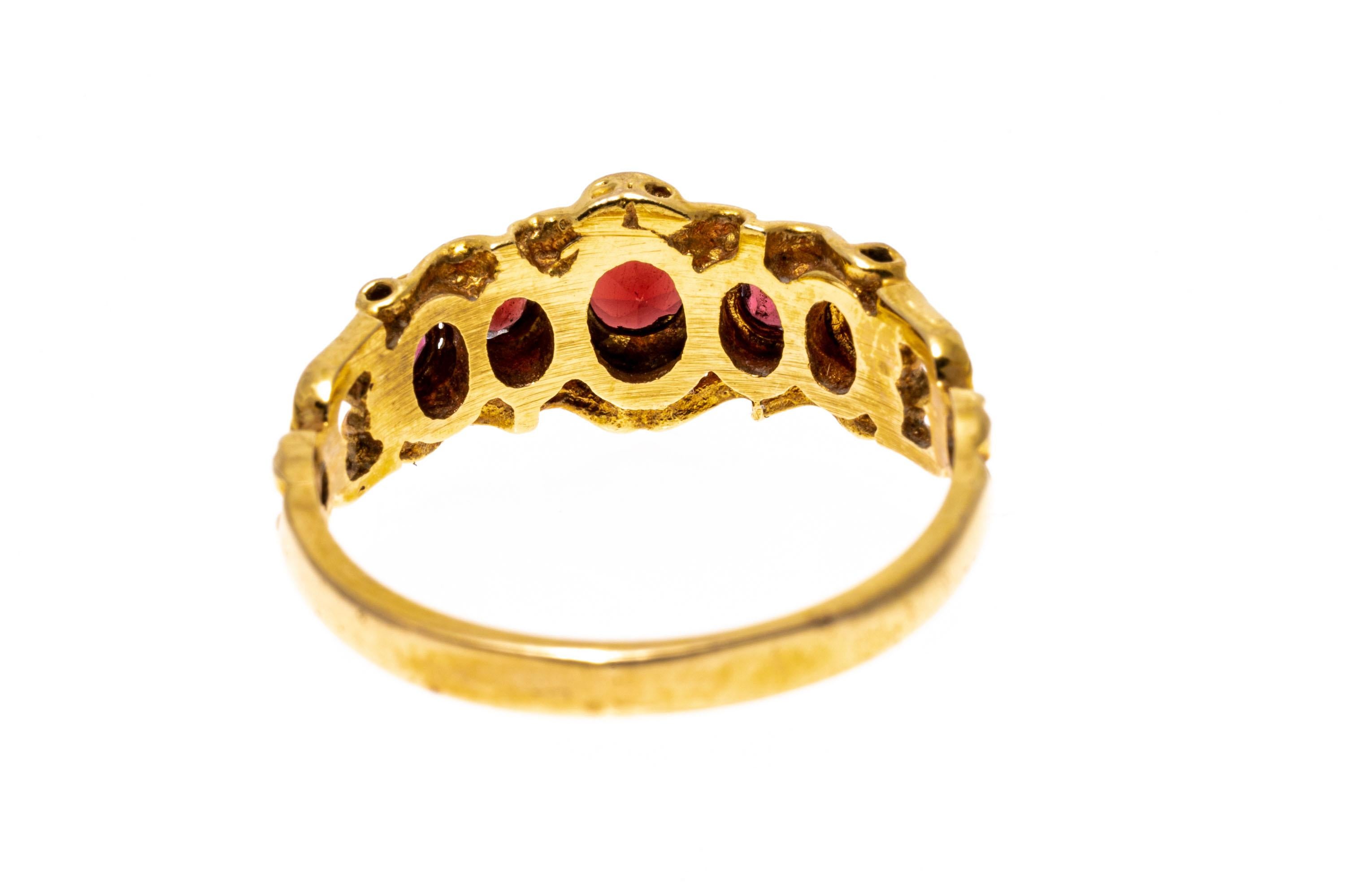 Round Cut 14k Graduated Ornamented Garnet Band Ring For Sale