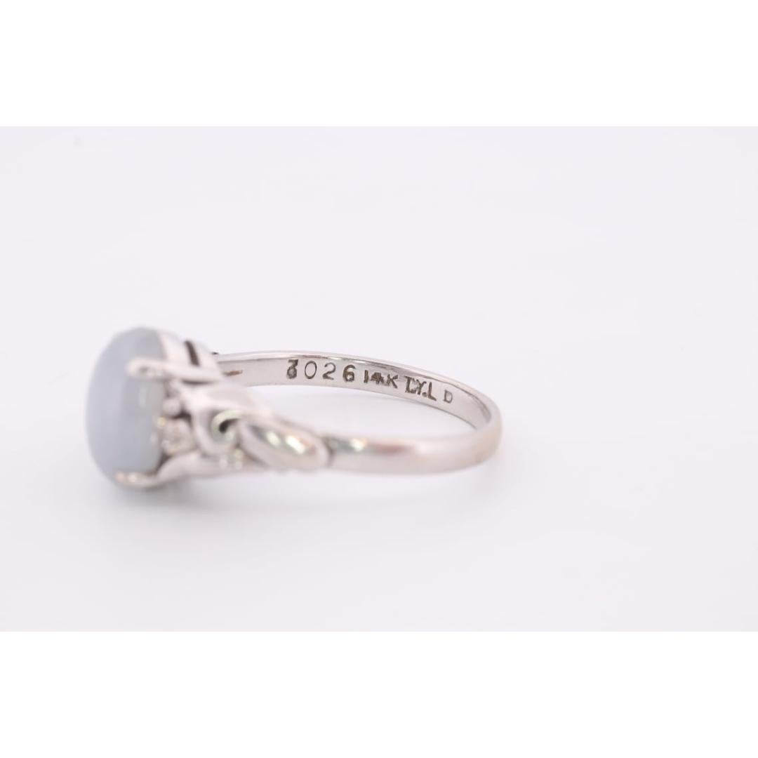 Ovaler Cabochon-Ring aus 14 Karat grauem, echtem Saphir mit Sternmuster. Ovaler Cabochon-Saphir-Krappenschliff Damen im Angebot