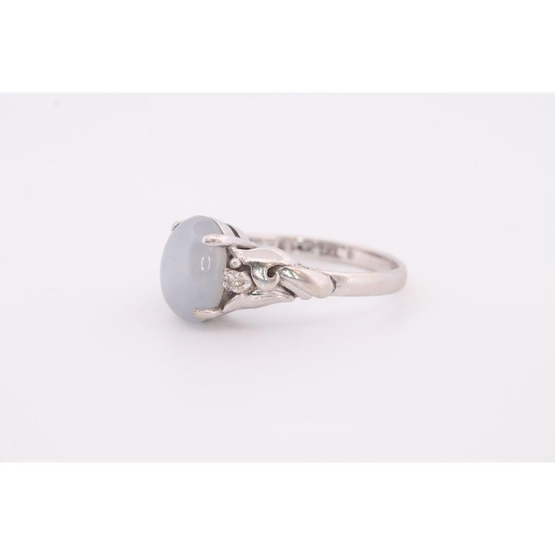Ovaler Cabochon-Ring aus 14 Karat grauem, echtem Saphir mit Sternmuster. Ovaler Cabochon-Saphir-Krappenschliff im Angebot 1