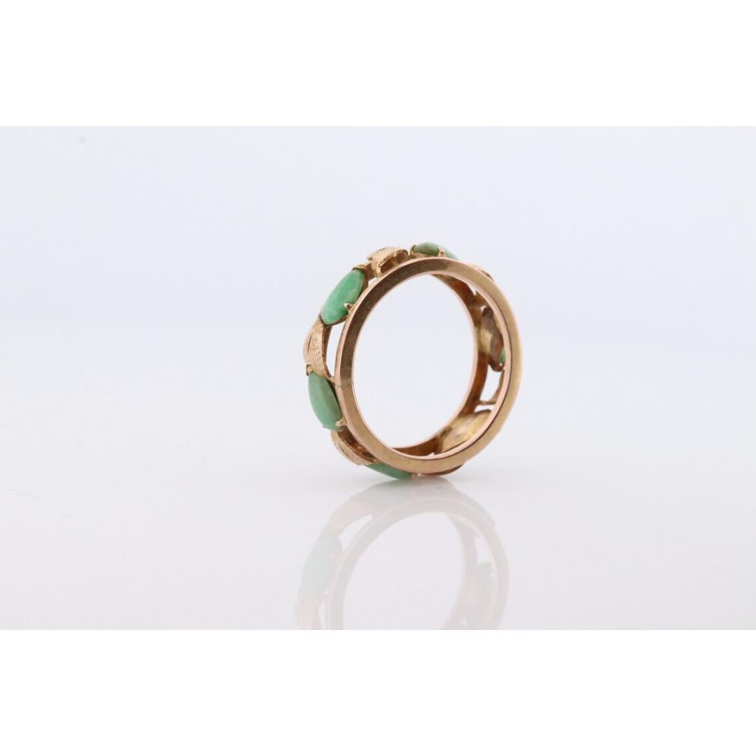 14k Green White Jade cabochon ring. Apple translucent green Leaf open band. Jade In Good Condition For Sale In Port Charlotte, FL
