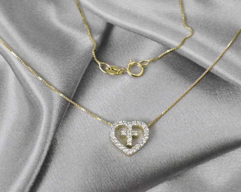 Modern 14k Gold Heart Cross Diamond Necklace Valentine Jewelry For Sale