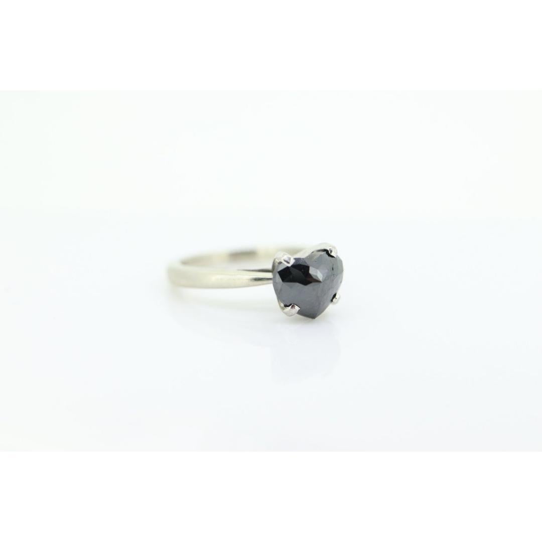 14k Heart Diamond Cut Solitaire ring. 14k white gold Heart Cut BLACK diamond. In Good Condition For Sale In Port Charlotte, FL