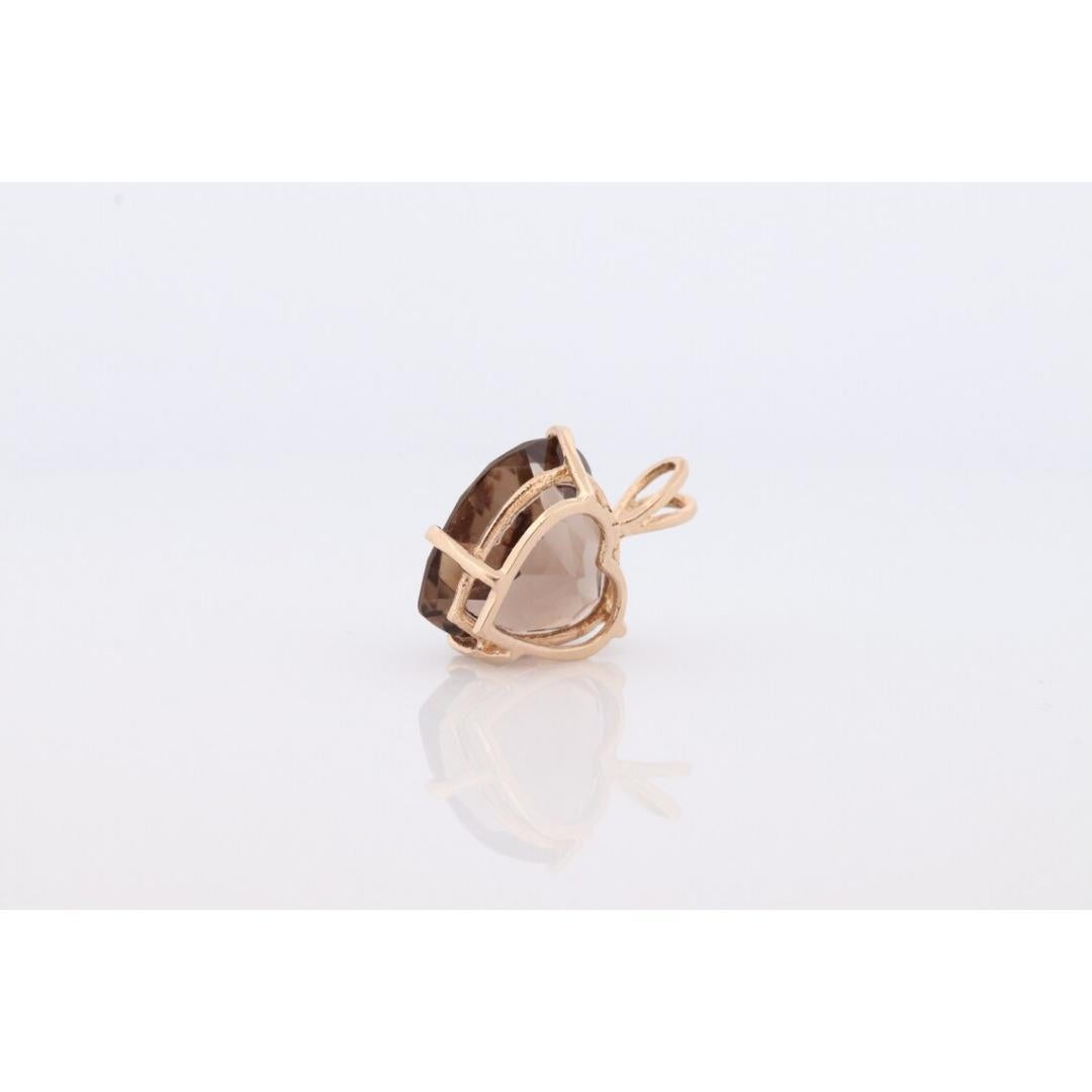 Pendentif en forme de cœur 14k. Pendentif en forme de coeur en quartz fumé. Grand pendentif en forme de cœur. Bon état - En vente à Port Charlotte, FL