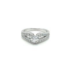 14k Heart Shape Diamond Ring