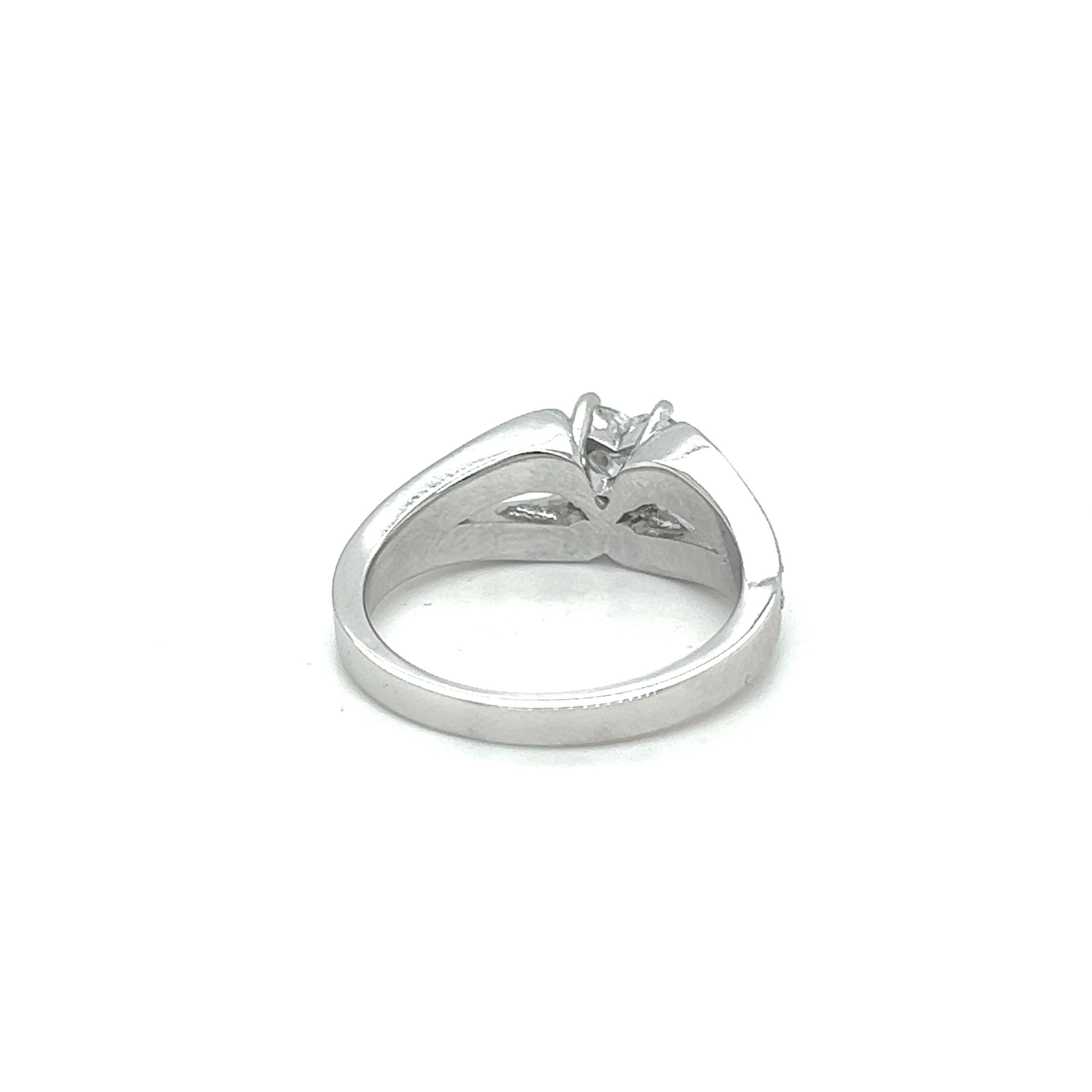14k Heart Shape Diamond Ring For Sale 1