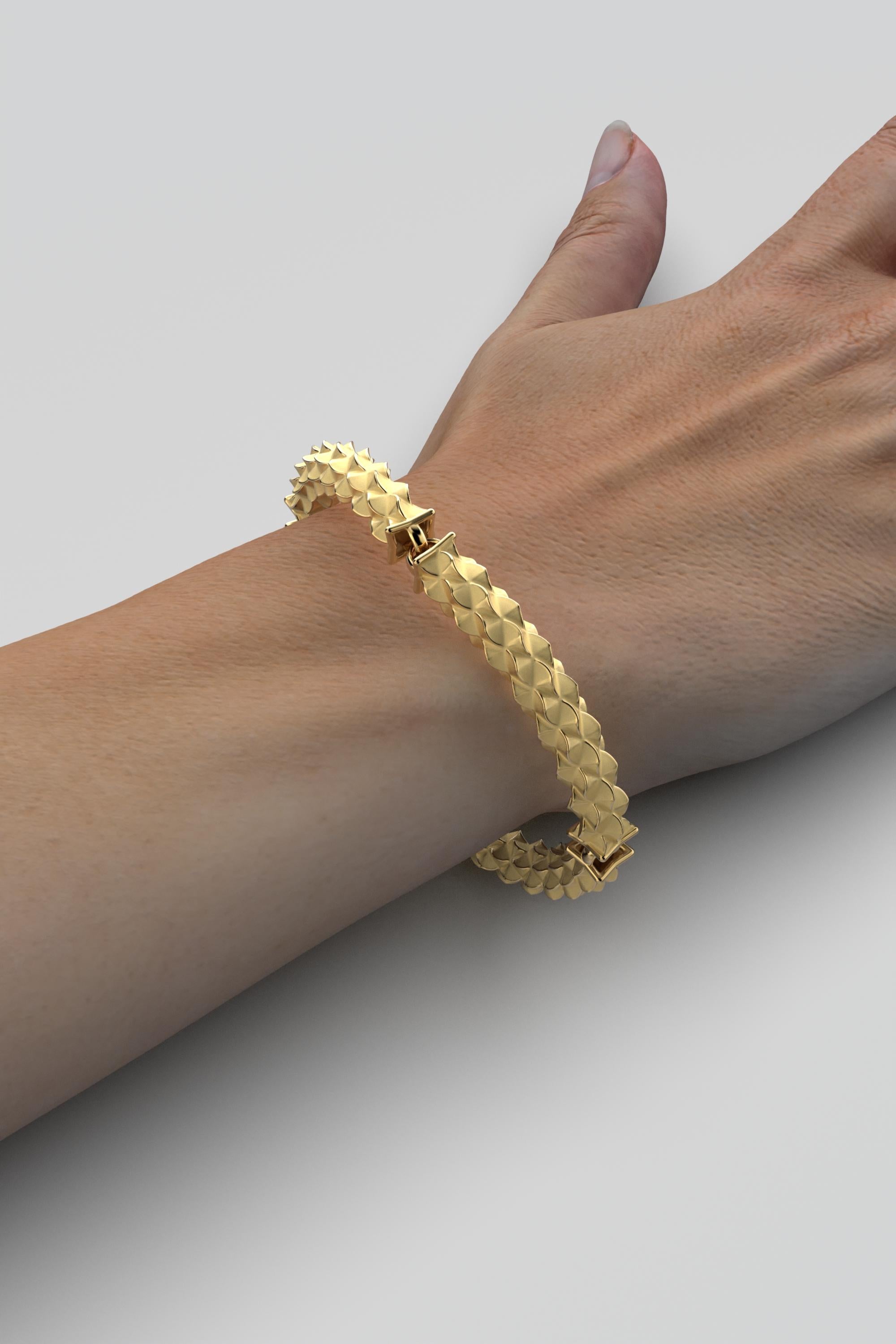 14k Italian Gold Link Bracelet: Custom Semi-Rigid Design by Oltremare Gioielli For Sale 1