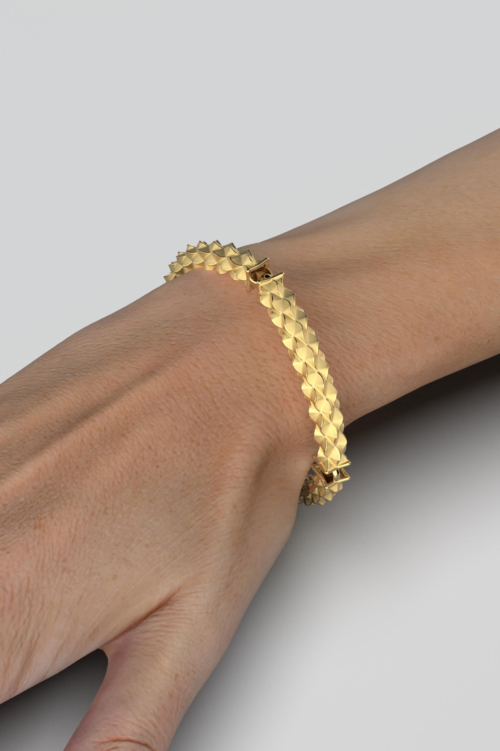 14k Italian Gold Link Bracelet: Custom Semi-Rigid Design by Oltremare Gioielli For Sale 3