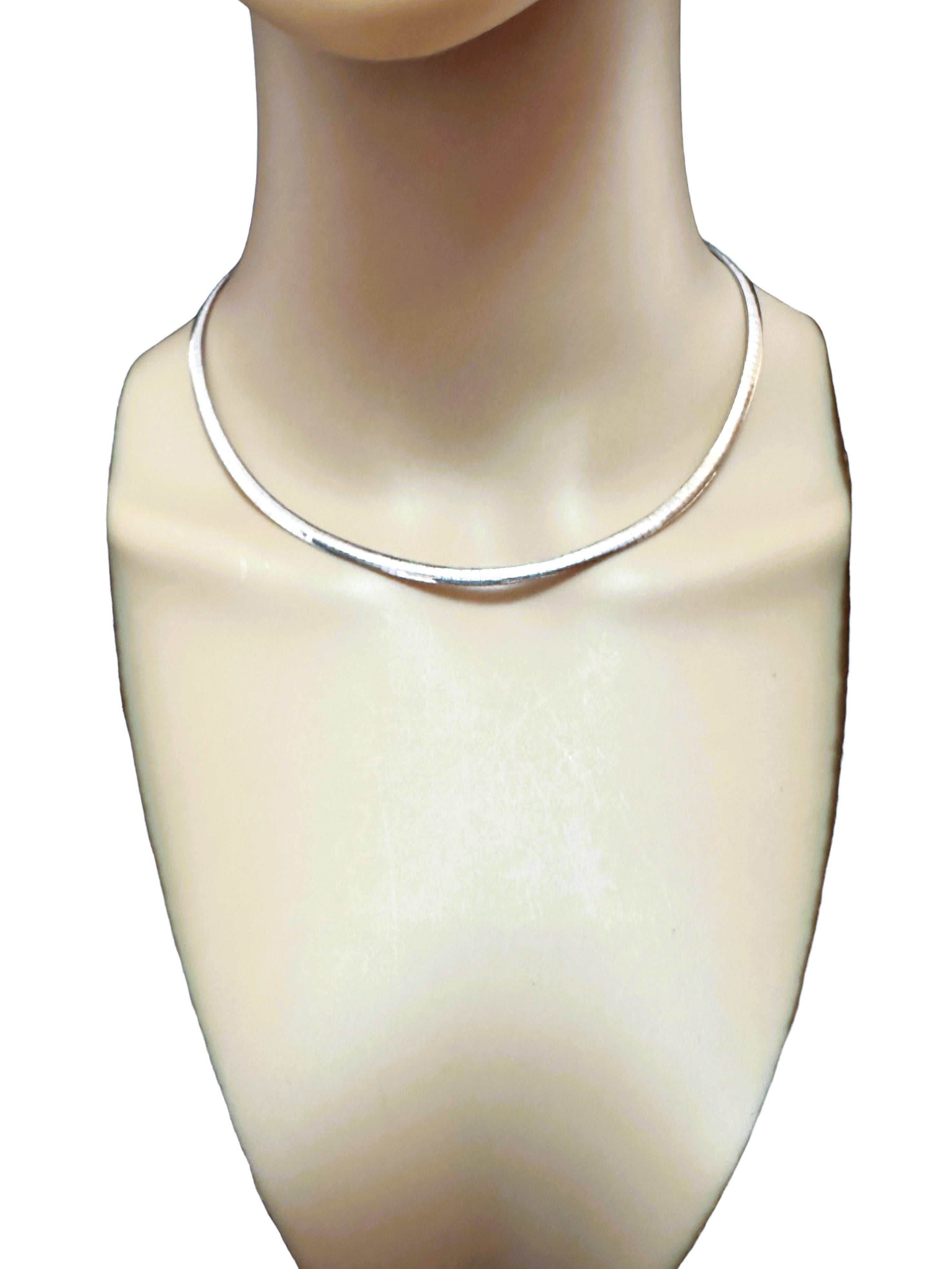 14k Italian Yellow Gold & White Gold Reversible Omega Necklace 22.86 grams In Excellent Condition In Eagan, MN
