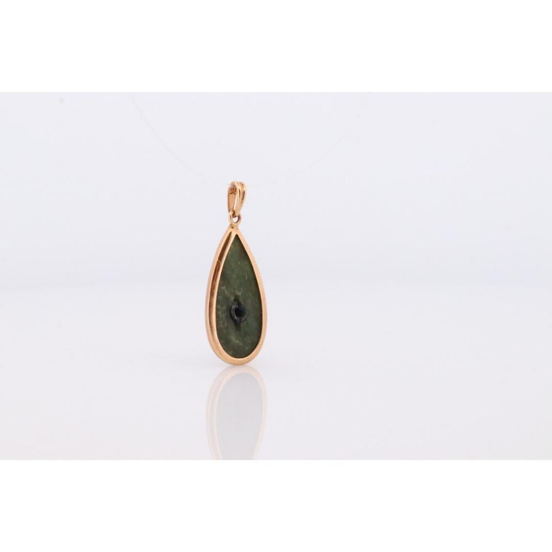 Ciondolo di giada e diamanti 14k. Budlong, Docherty & Armstrong BDA Art Deco Tear in vendita 1