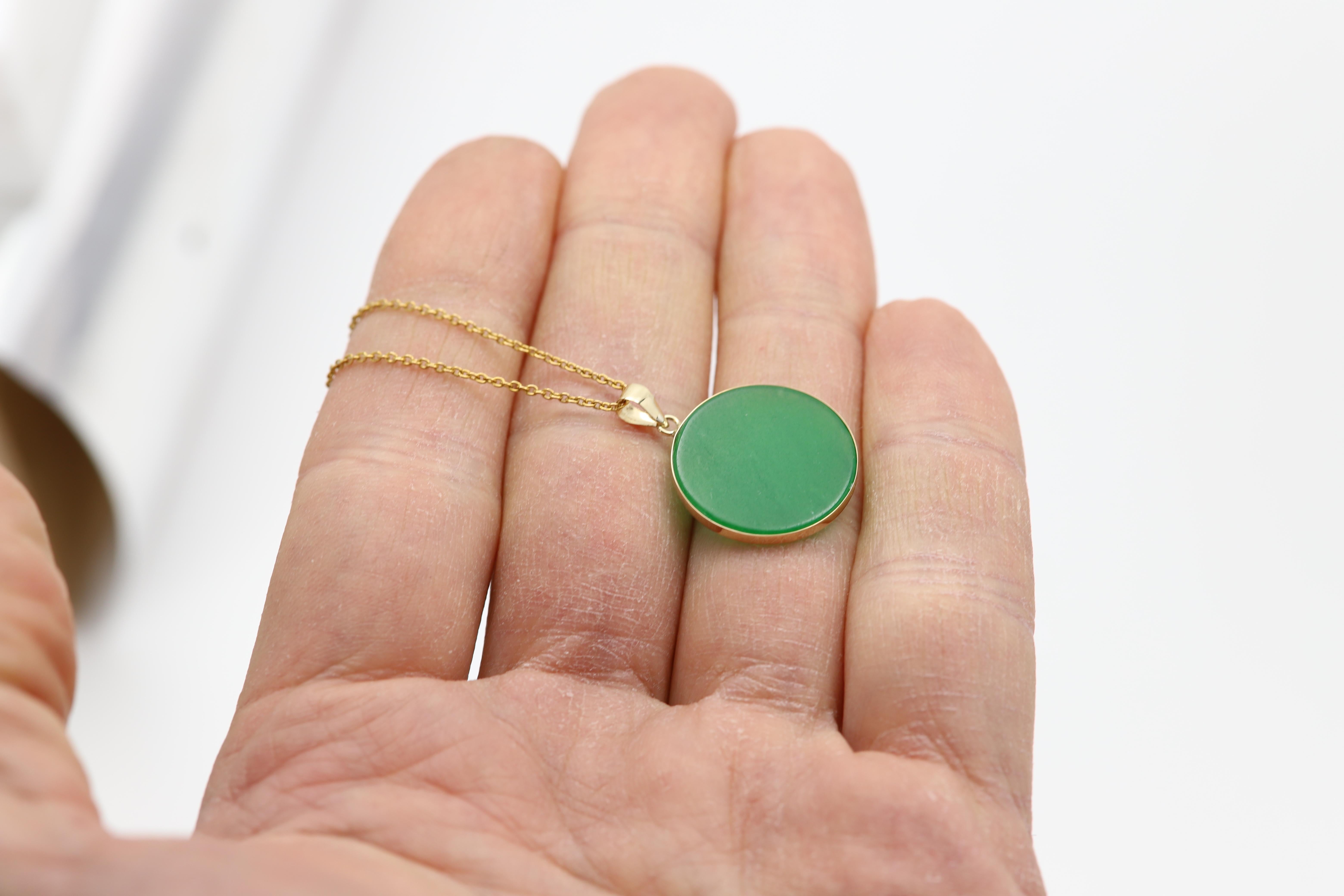 14k Jade Disc Pendant Yellow Gold Jade Pendant Jade Necklace For Sale 4