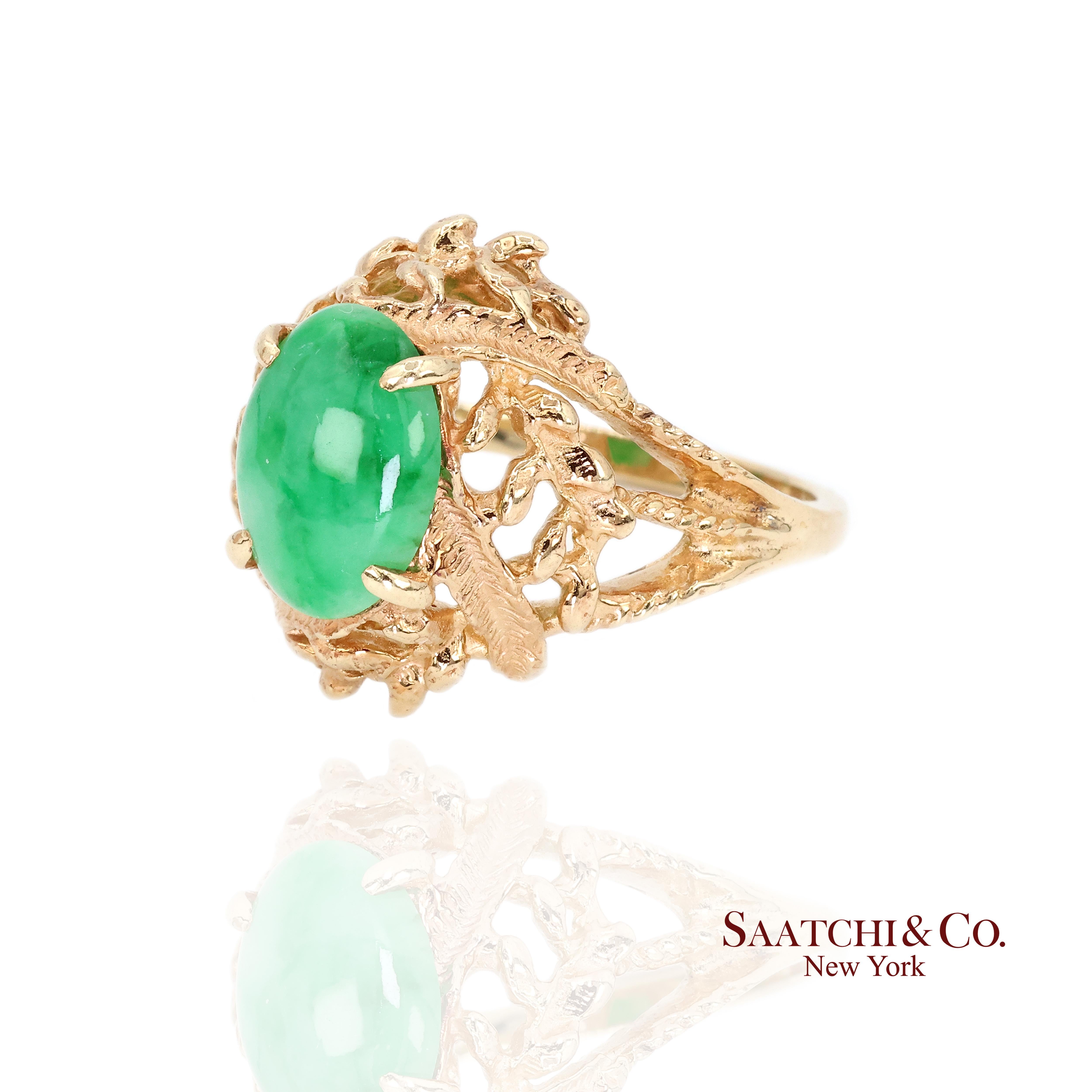 14k Jade Ring Damen Größe 6,25 Vintage Gelbgold Cabochon Style (Zeitgenössisch) im Angebot