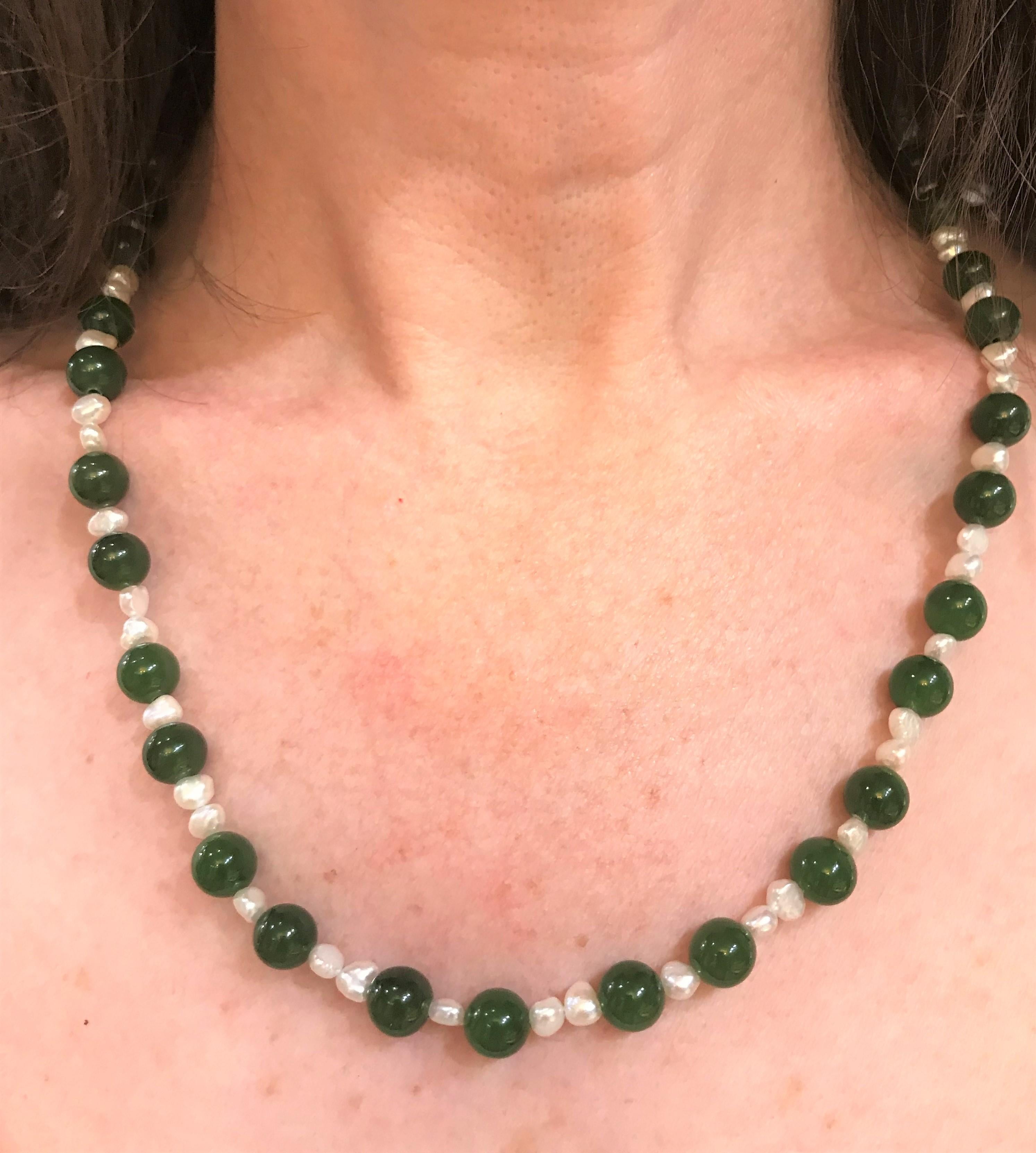 Collana di perle di giadeite 14 carati in vendita 2