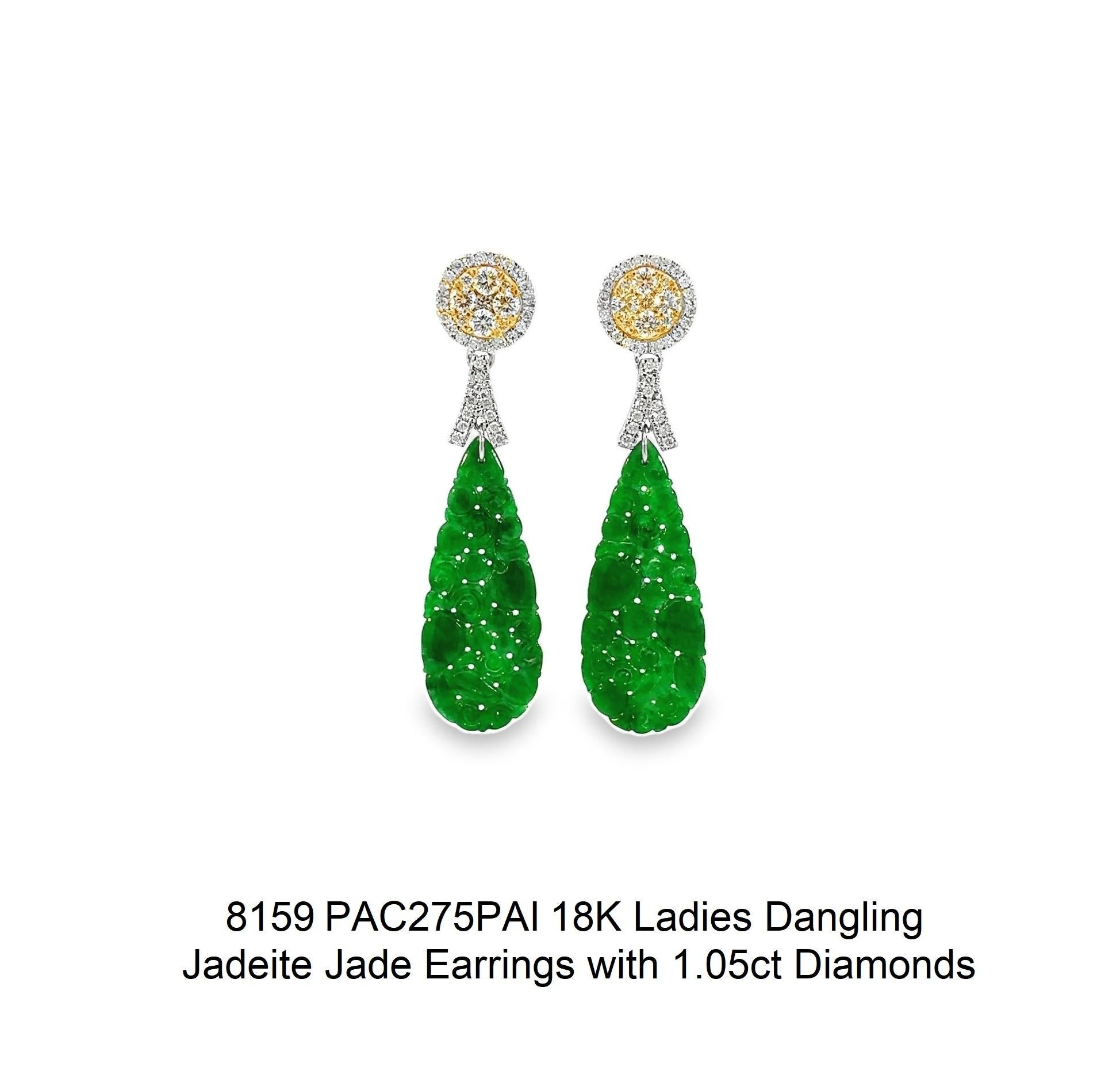 14K ladies Dangling Jadeite Jade earrings In New Condition For Sale In LA, CA